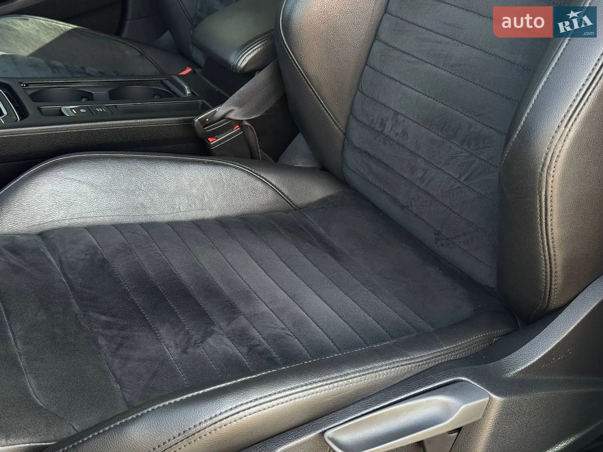 2016 Volkswagen Passat - мініатюра 34