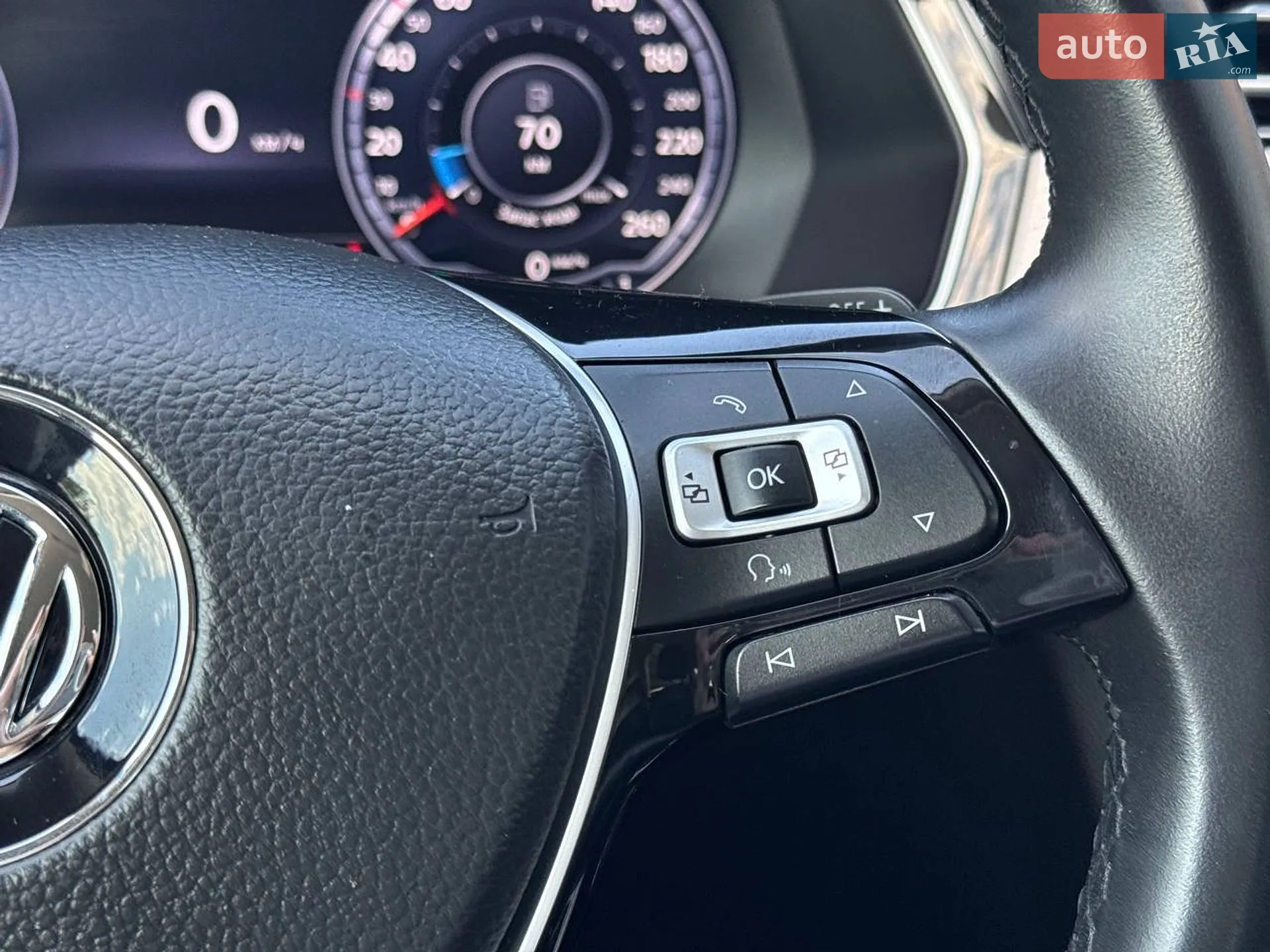2016 Volkswagen Passat - мініатюра 43