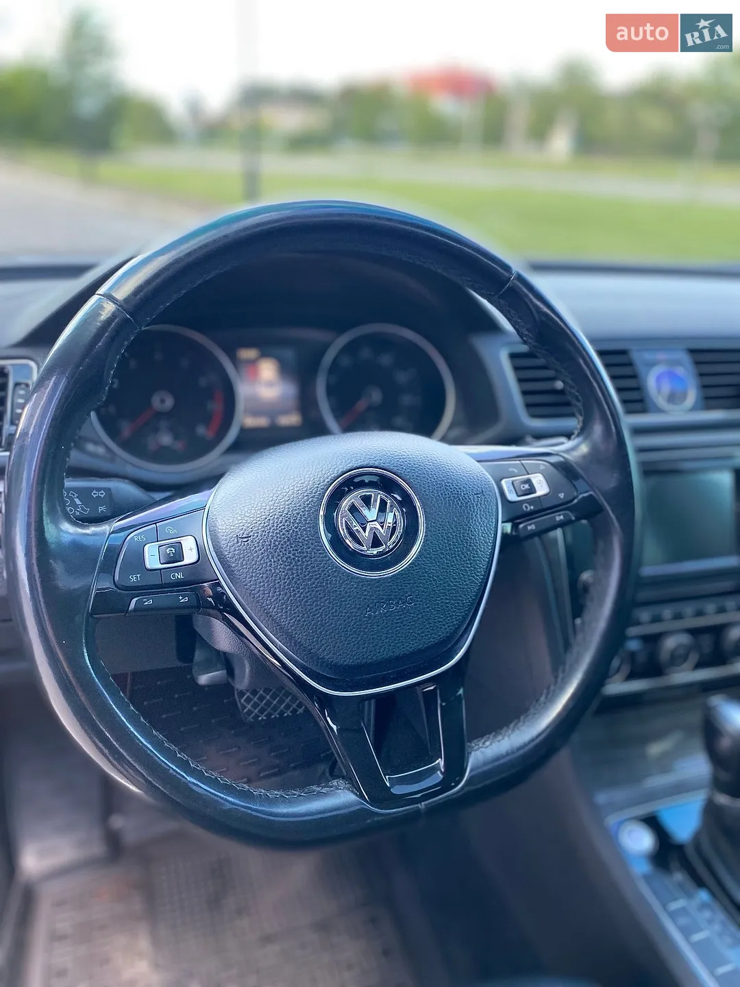 2016 Volkswagen Passat - мініатюра 30