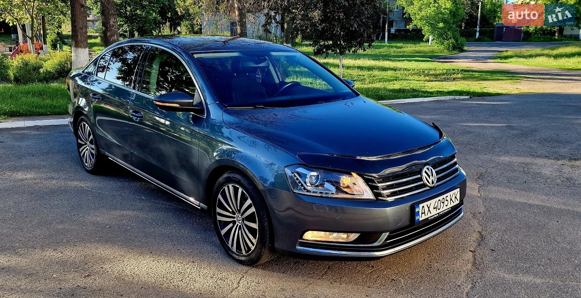 2013 Volkswagen Passat - мініатюра 4