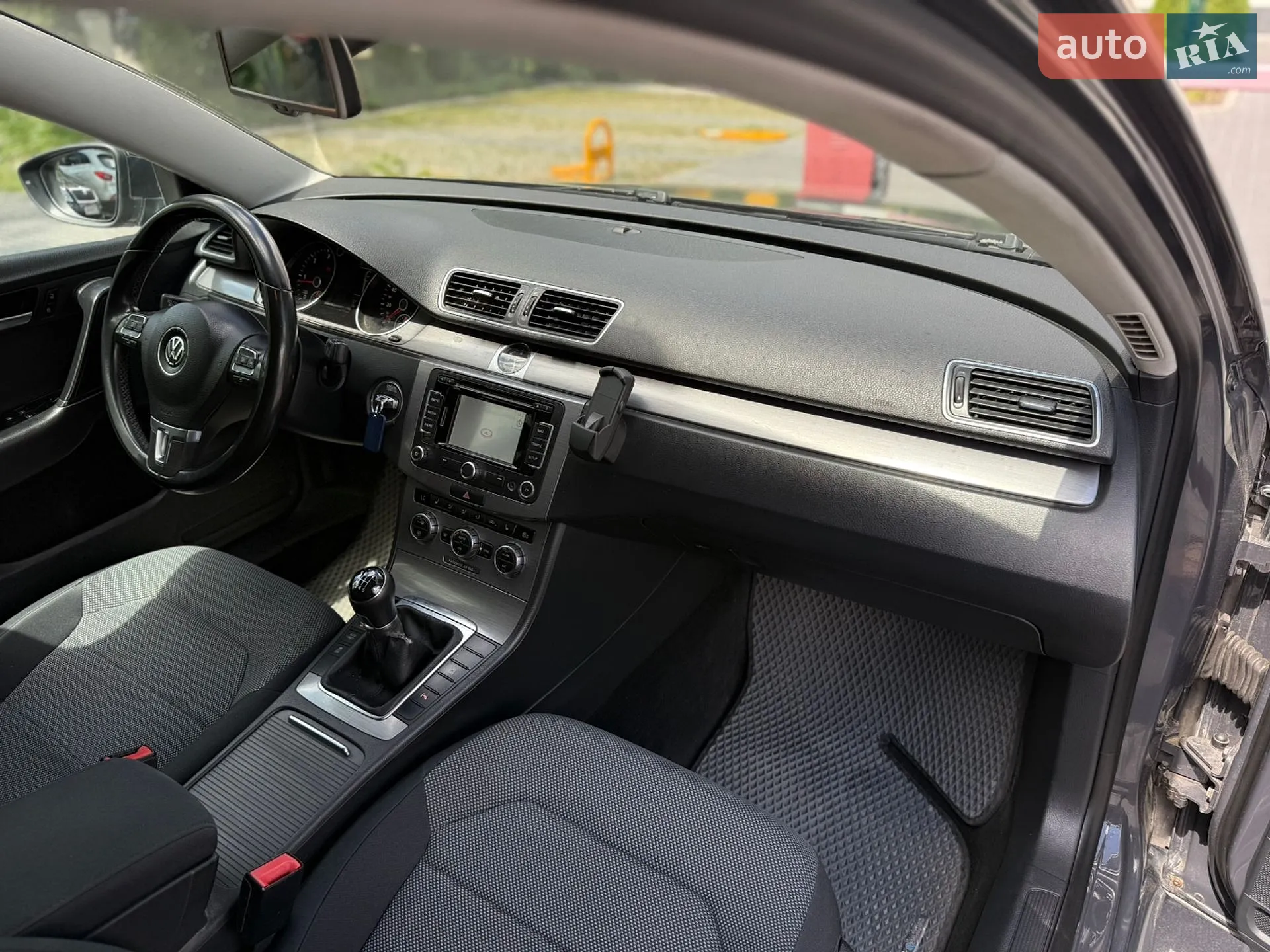 2013 Volkswagen Passat - мініатюра 43