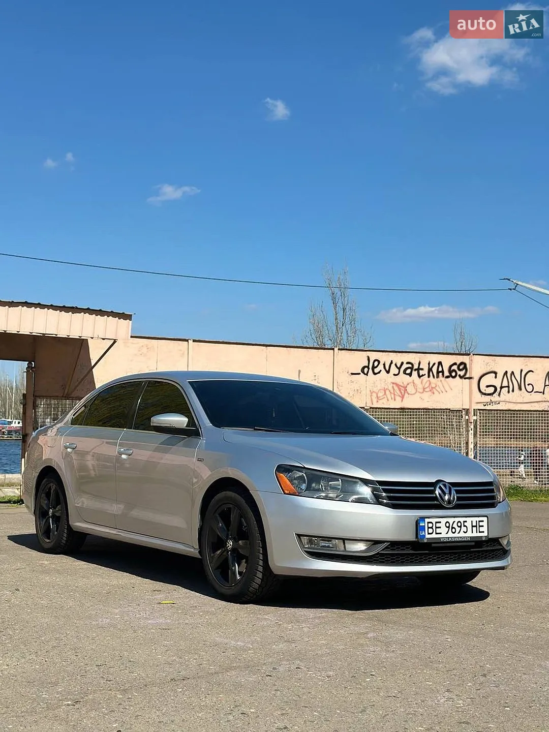 2015 Volkswagen Passat - фото 1