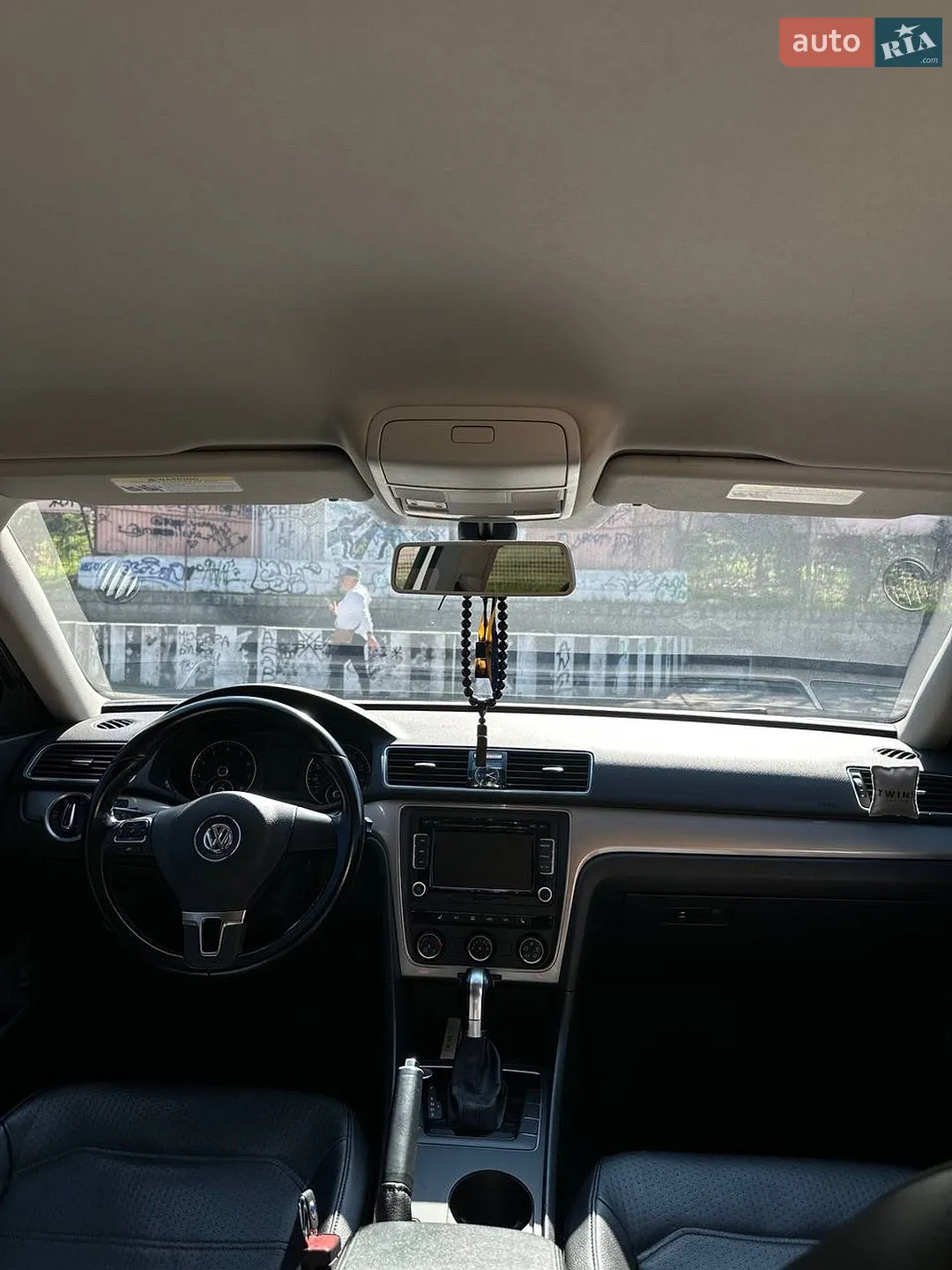 2015 Volkswagen Passat - мініатюра 16