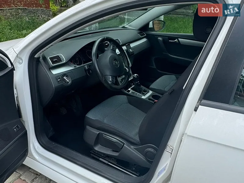 Volkswagen Passat 2013 VIN WVWZZZ3CZEE047898 фото оголошення 11 з 53