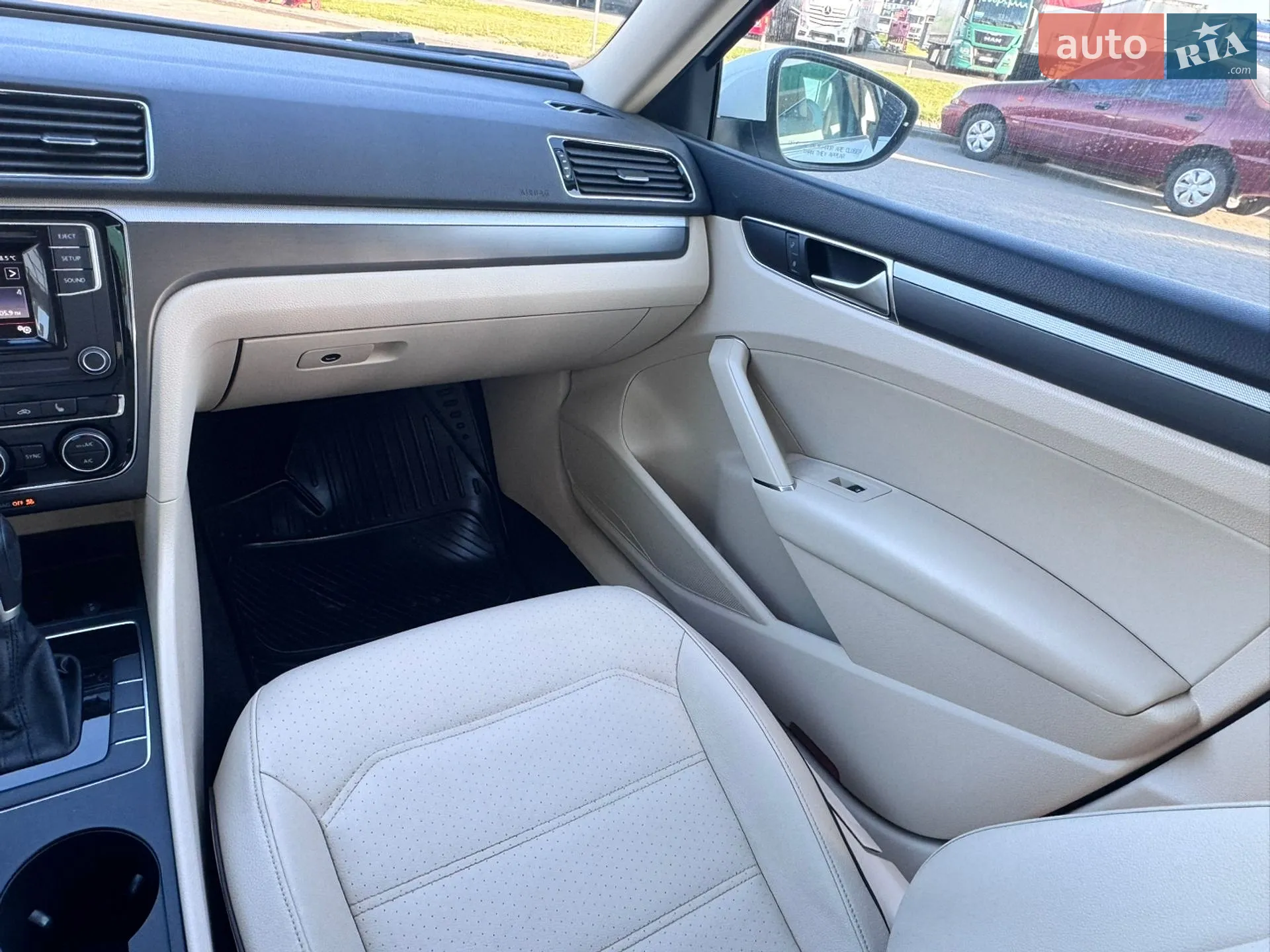 2016 Volkswagen Passat - мініатюра 17