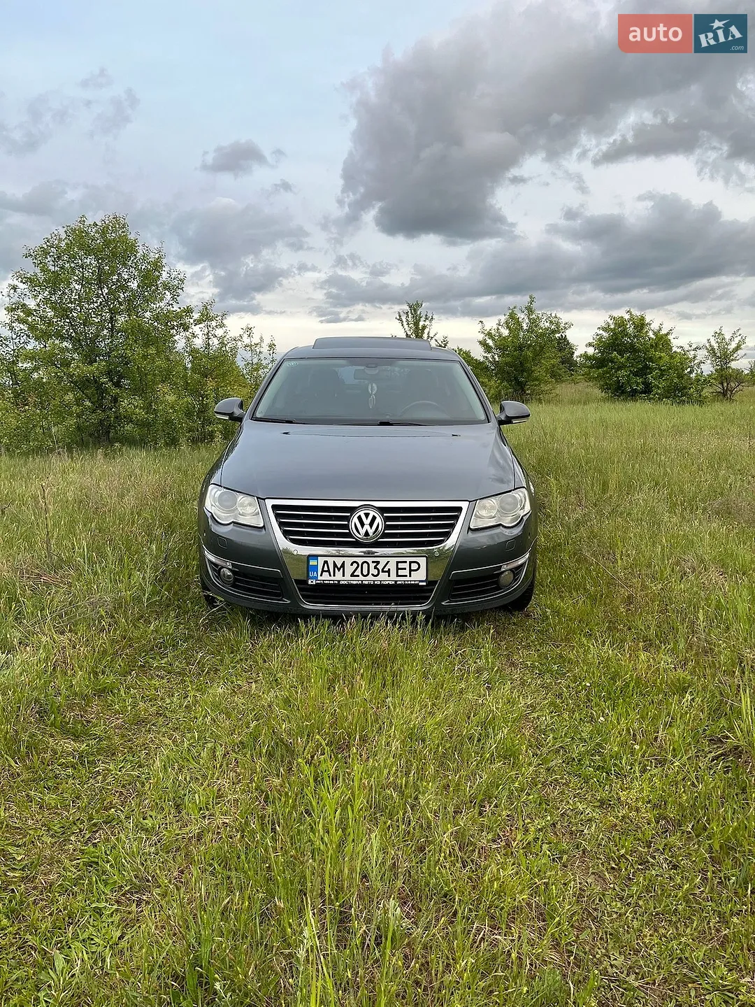 2010 Volkswagen Passat - фото 1