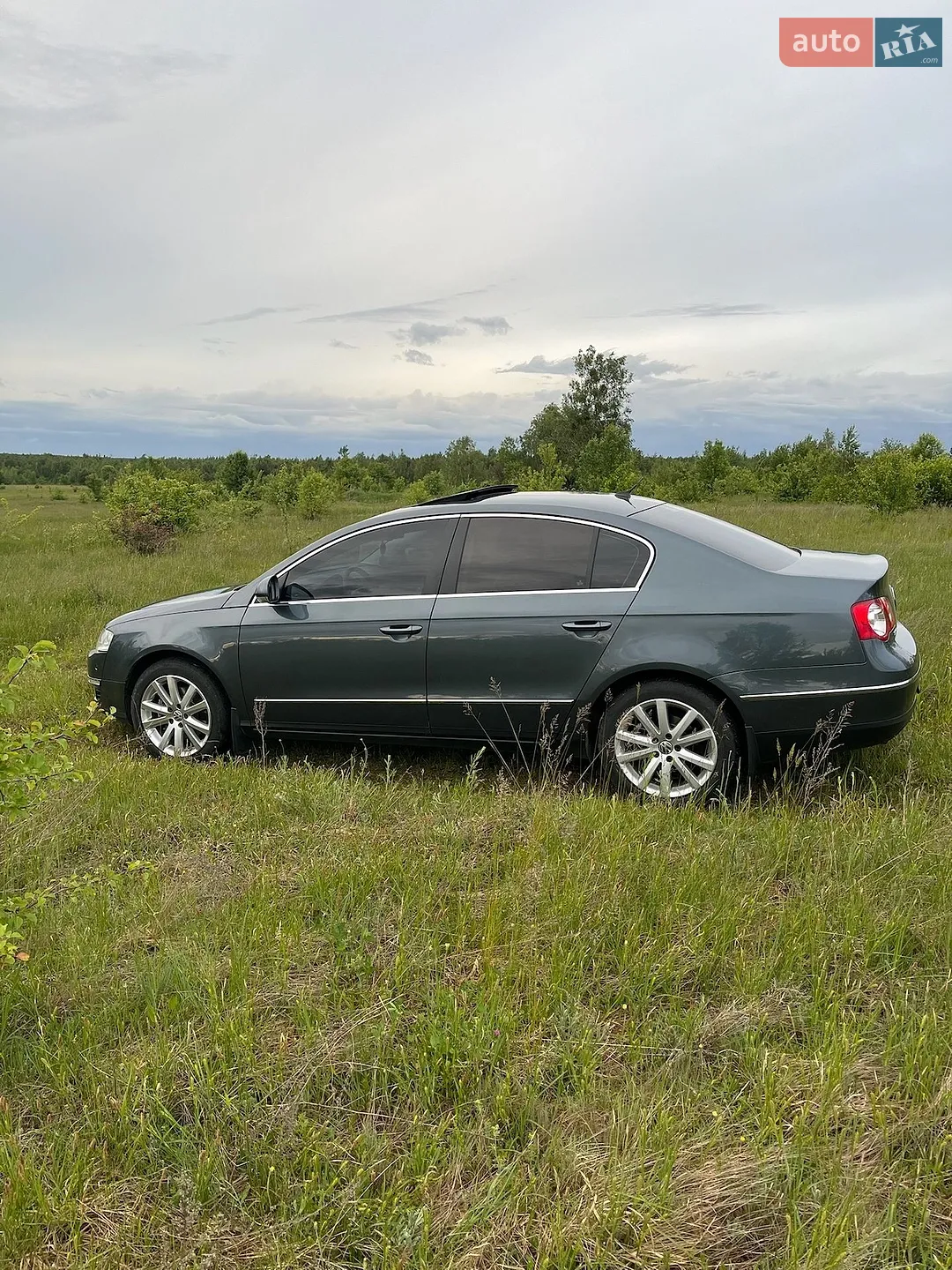 2010 Volkswagen Passat - мініатюра 4