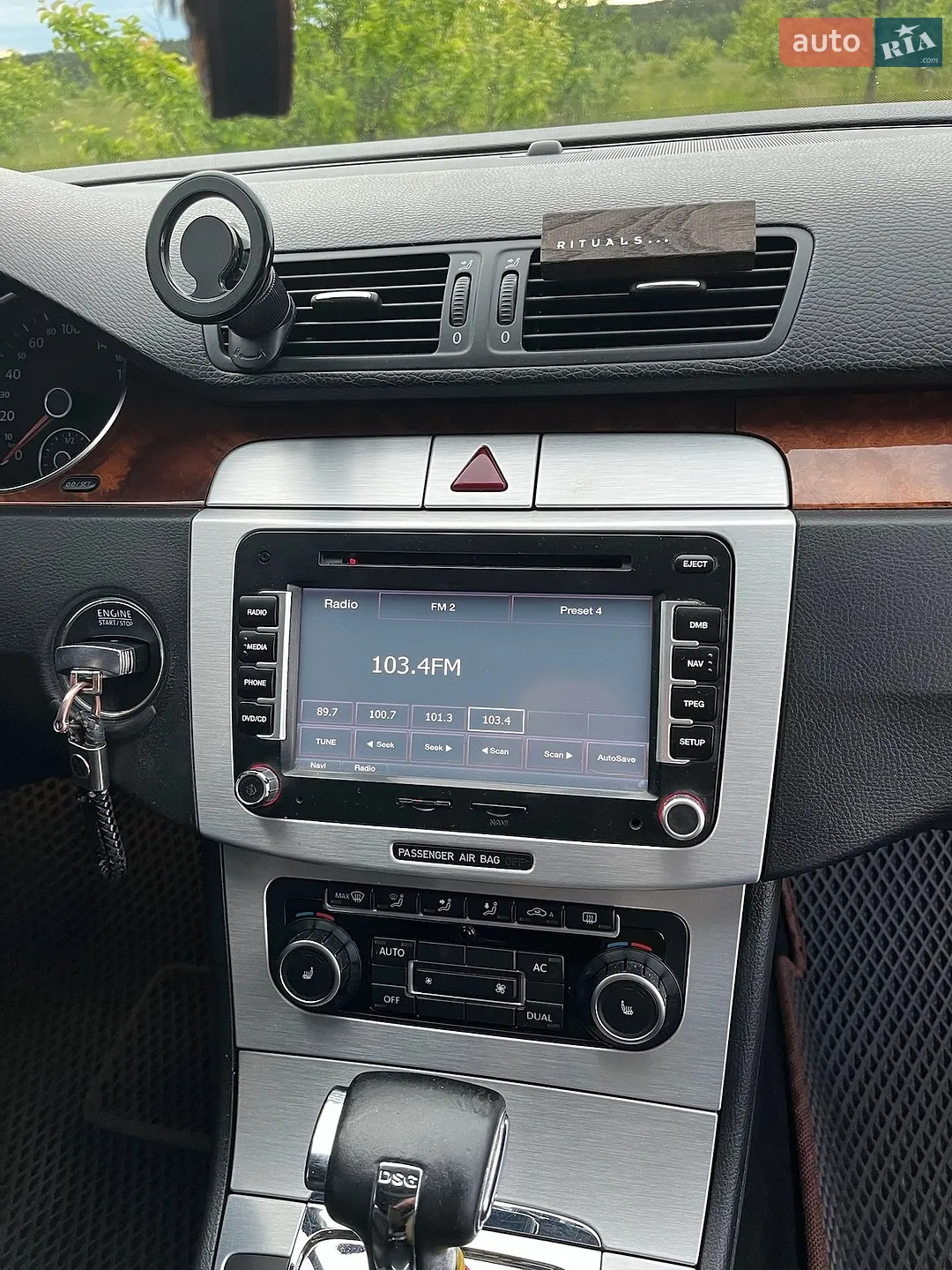 2010 Volkswagen Passat - мініатюра 38