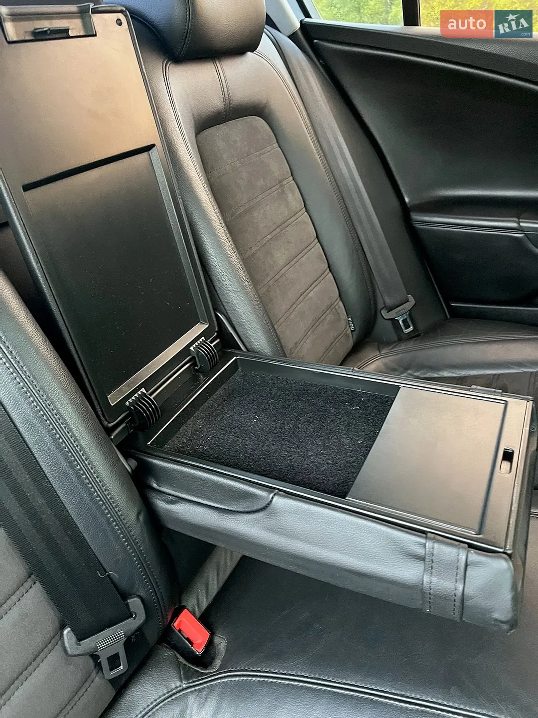 2010 Volkswagen Passat - мініатюра 48