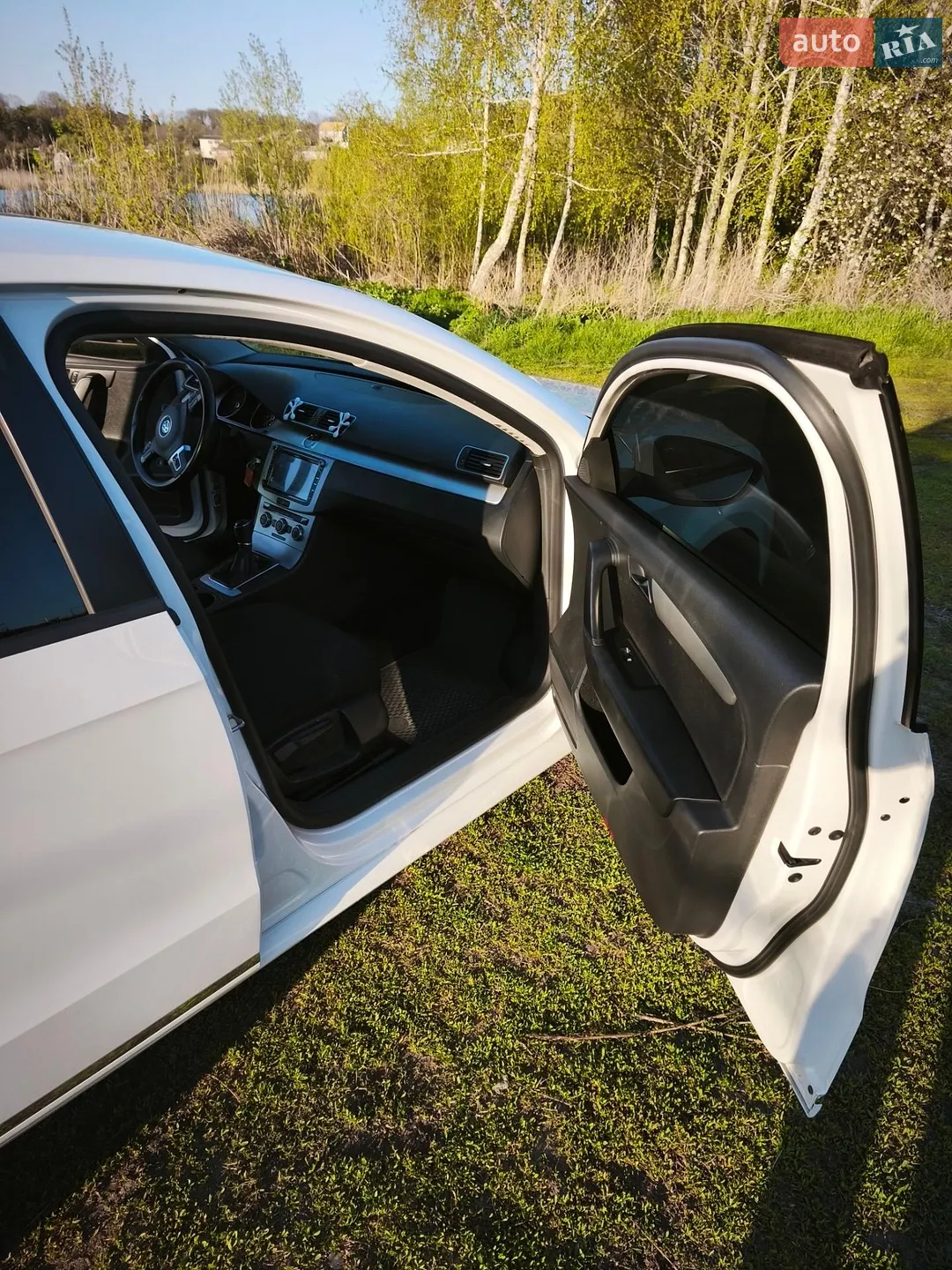 2012 Volkswagen Passat - мініатюра 3