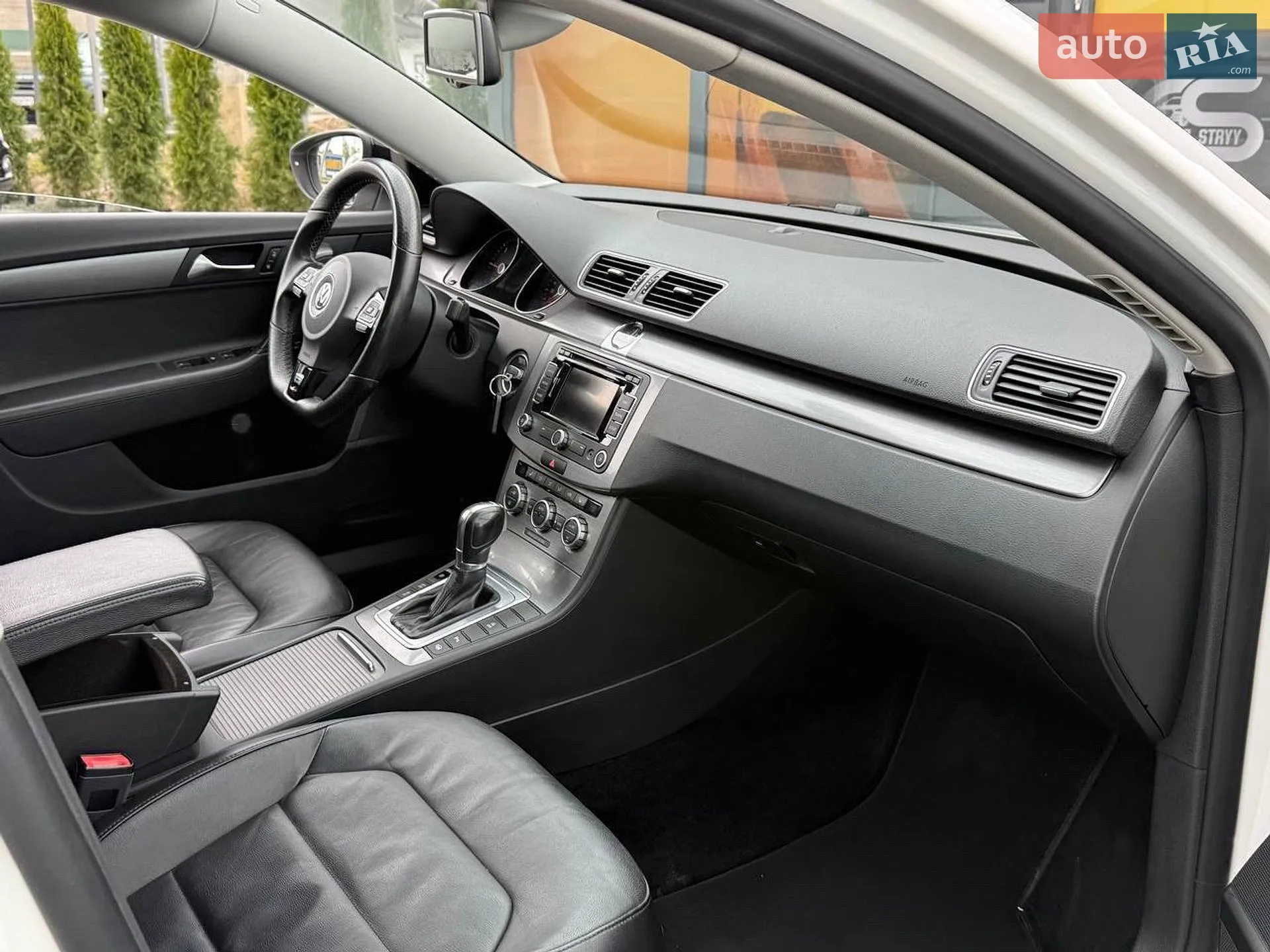 2013 Volkswagen Passat - мініатюра 32