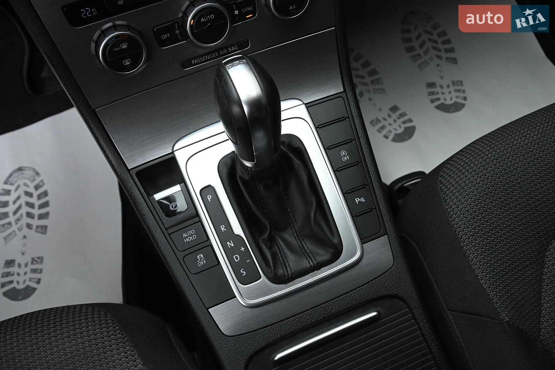 2014 Volkswagen Passat - мініатюра 24