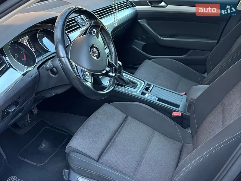 Volkswagen Passat 2016 VIN WVWZZZ3CZGE151511 фото оголошення 11 з 54