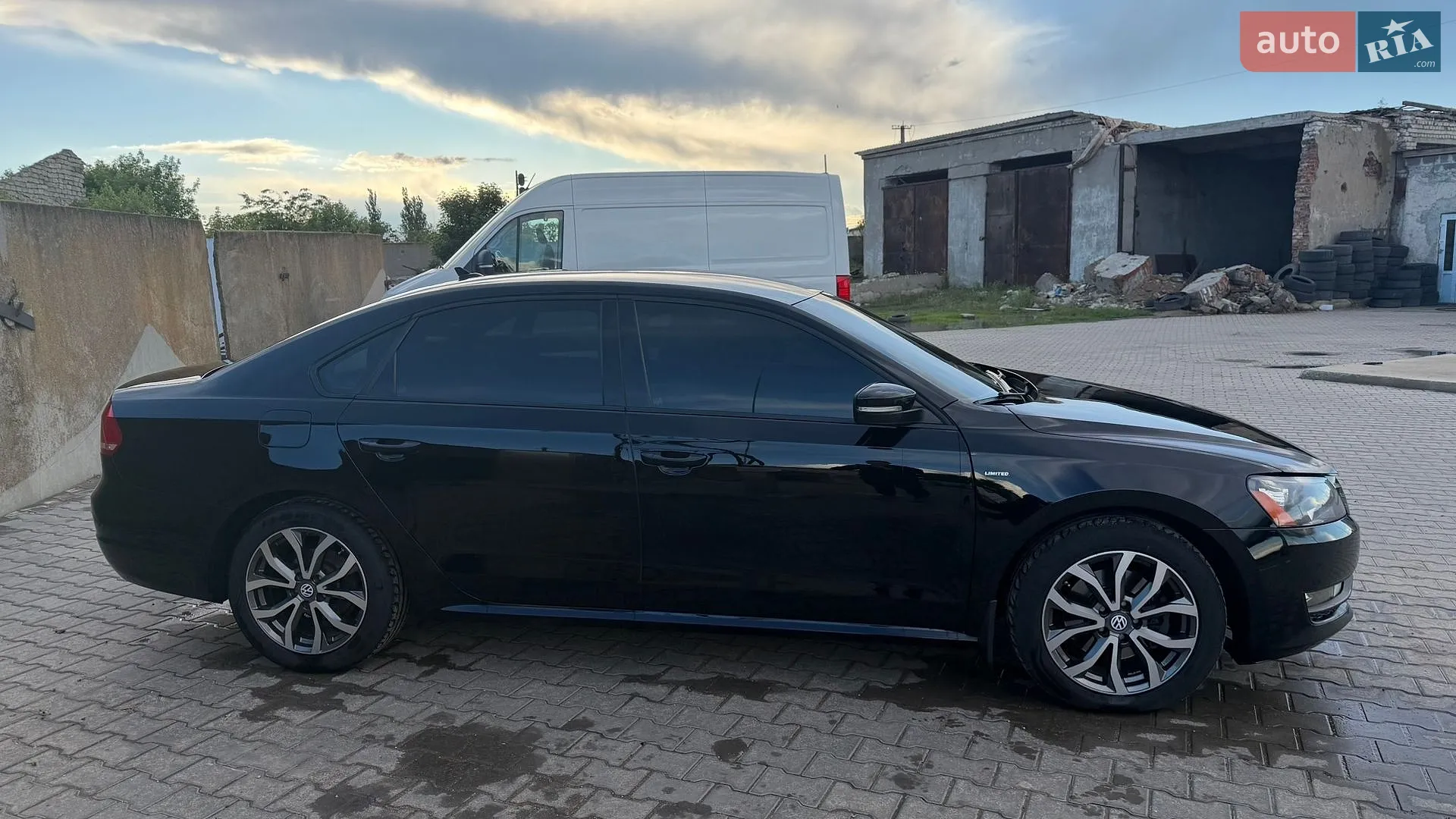2015 Volkswagen Passat - мініатюра 3