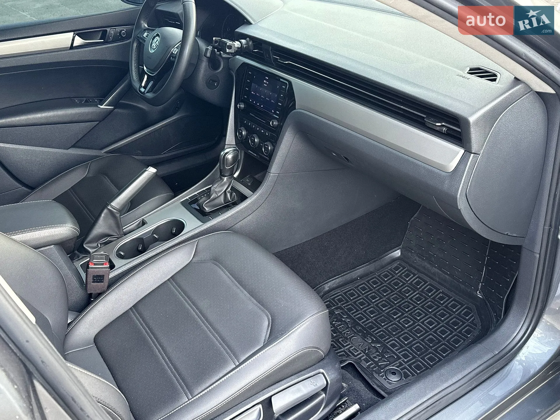 2021 Volkswagen Passat - мініатюра 12