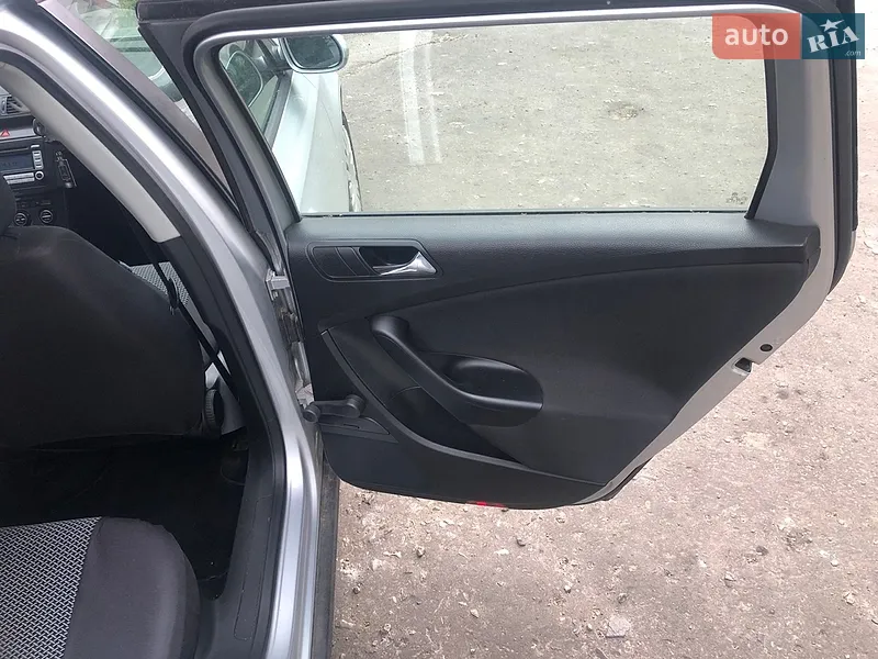 Volkswagen Passat 2006 VIN WVWZZZ3CZ7E062124 фото оголошення 7 з 44