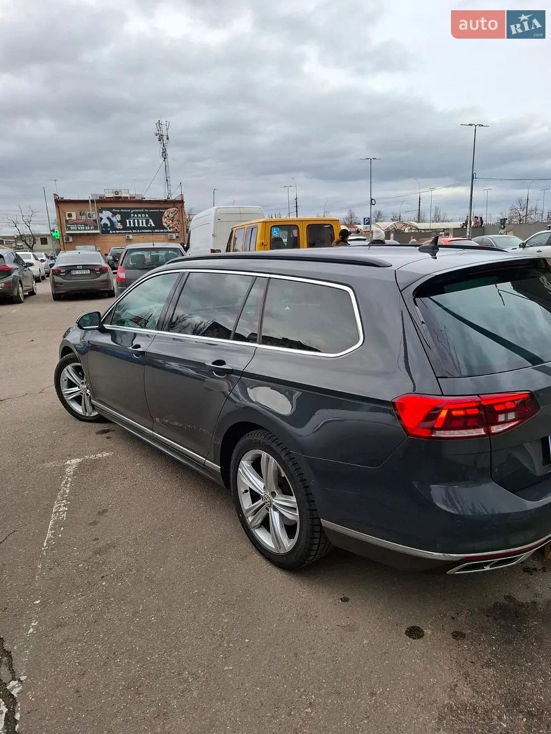 2019 Volkswagen Passat - мініатюра 3