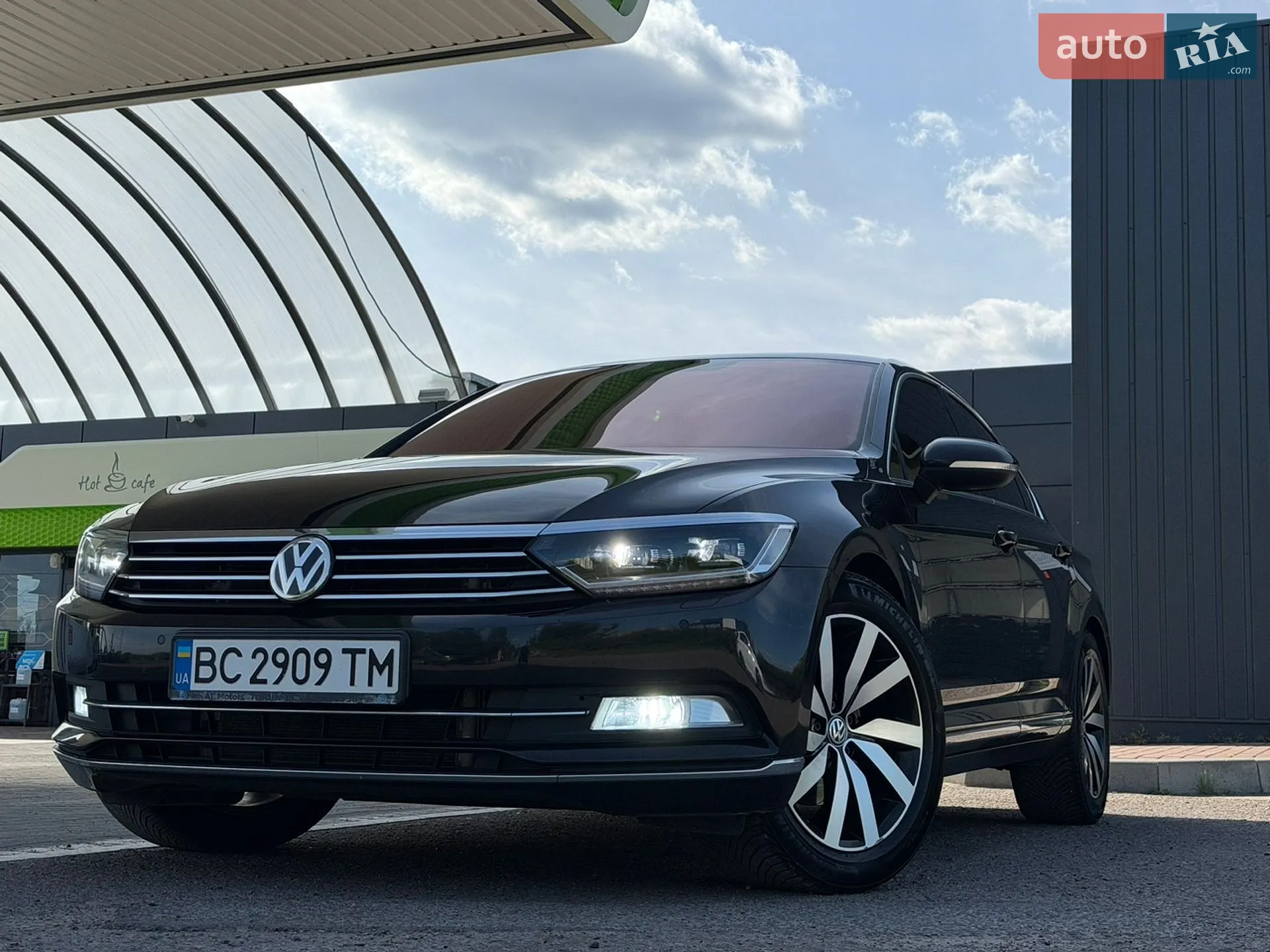 2016 Volkswagen Passat - мініатюра 3