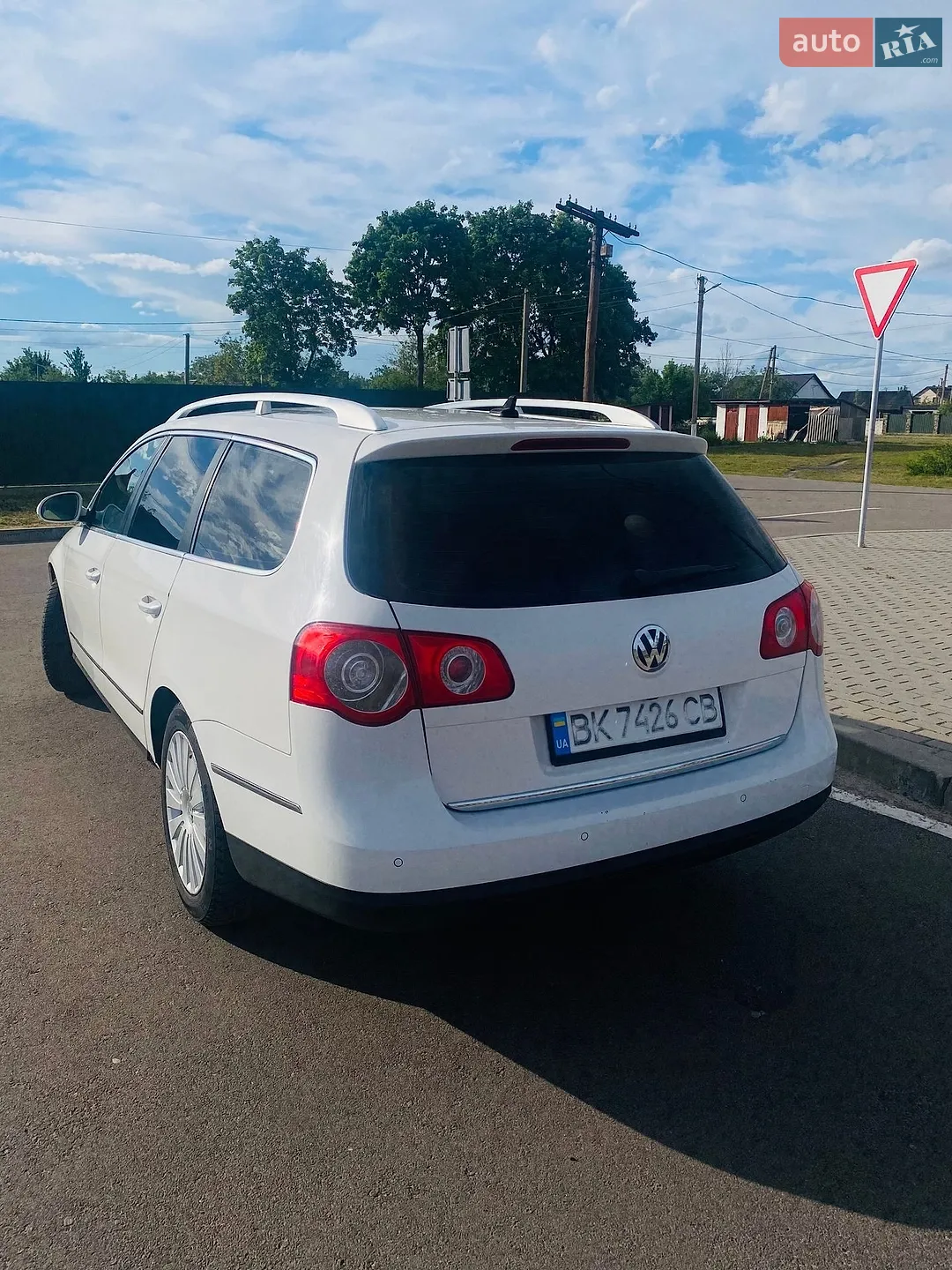 2010 Volkswagen Passat - мініатюра 4