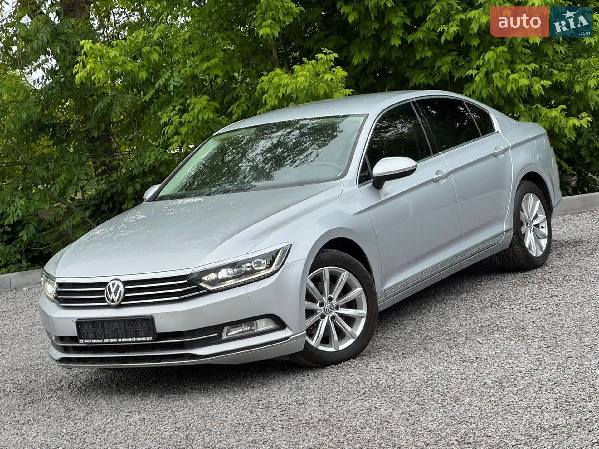 2017 Volkswagen Passat - фото 1