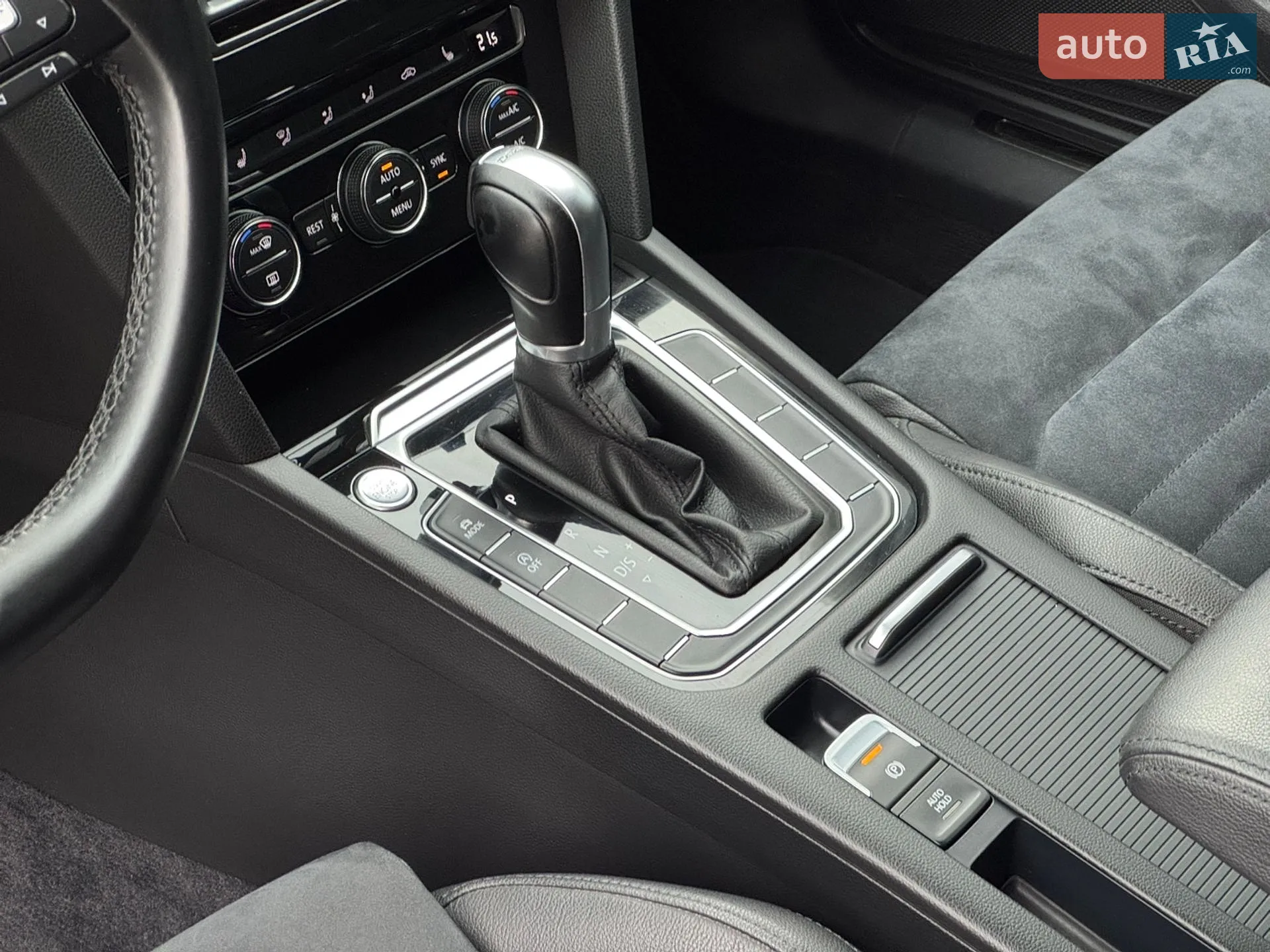 2017 Volkswagen Passat - мініатюра 45