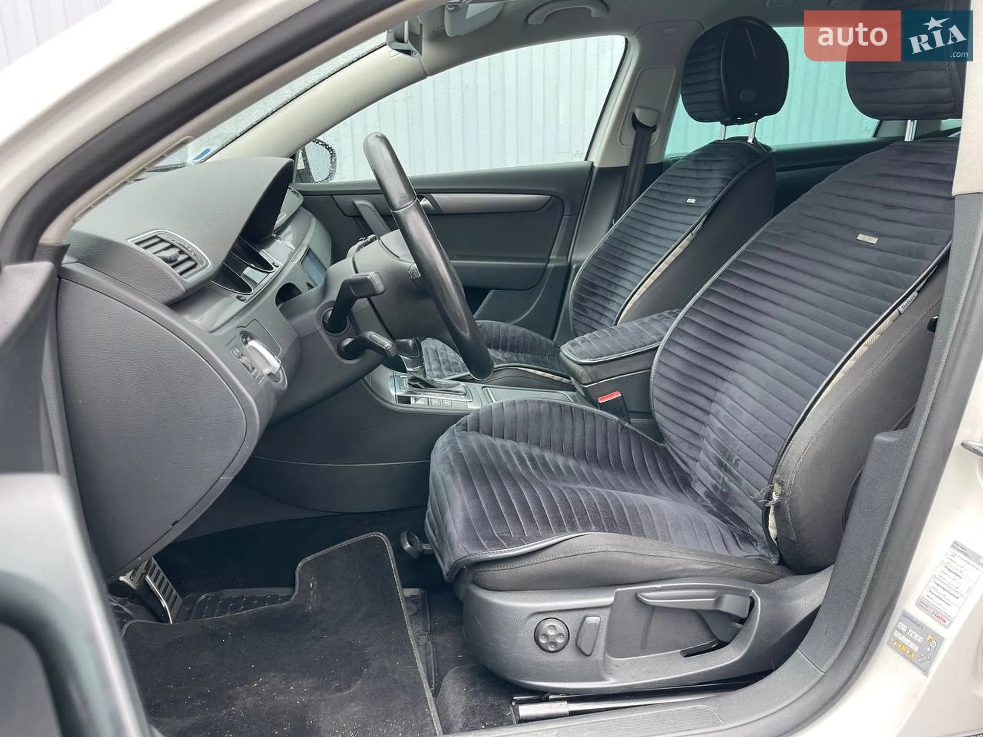 2011 Volkswagen Passat - мініатюра 9