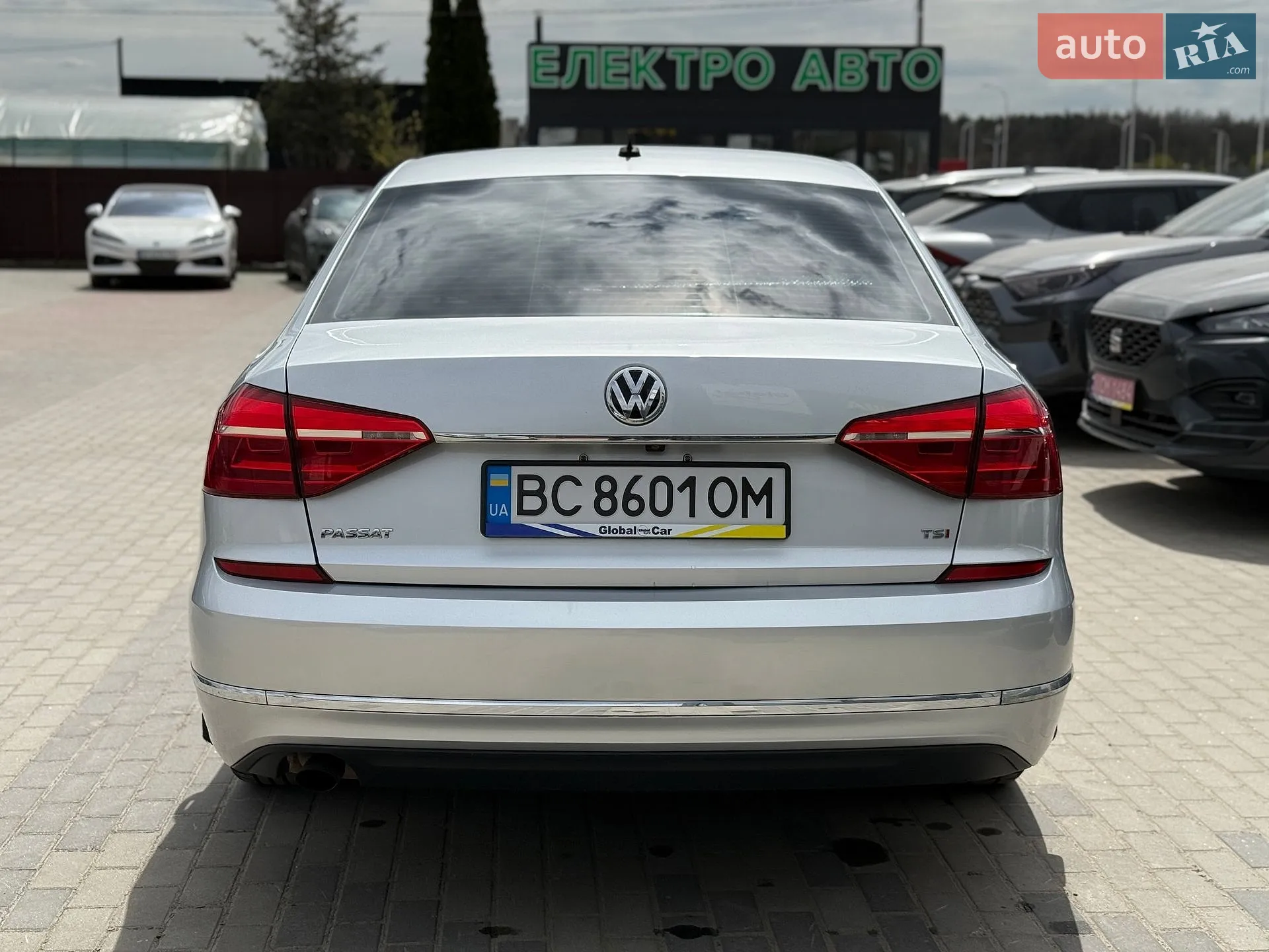 2015 Volkswagen Passat - мініатюра 5