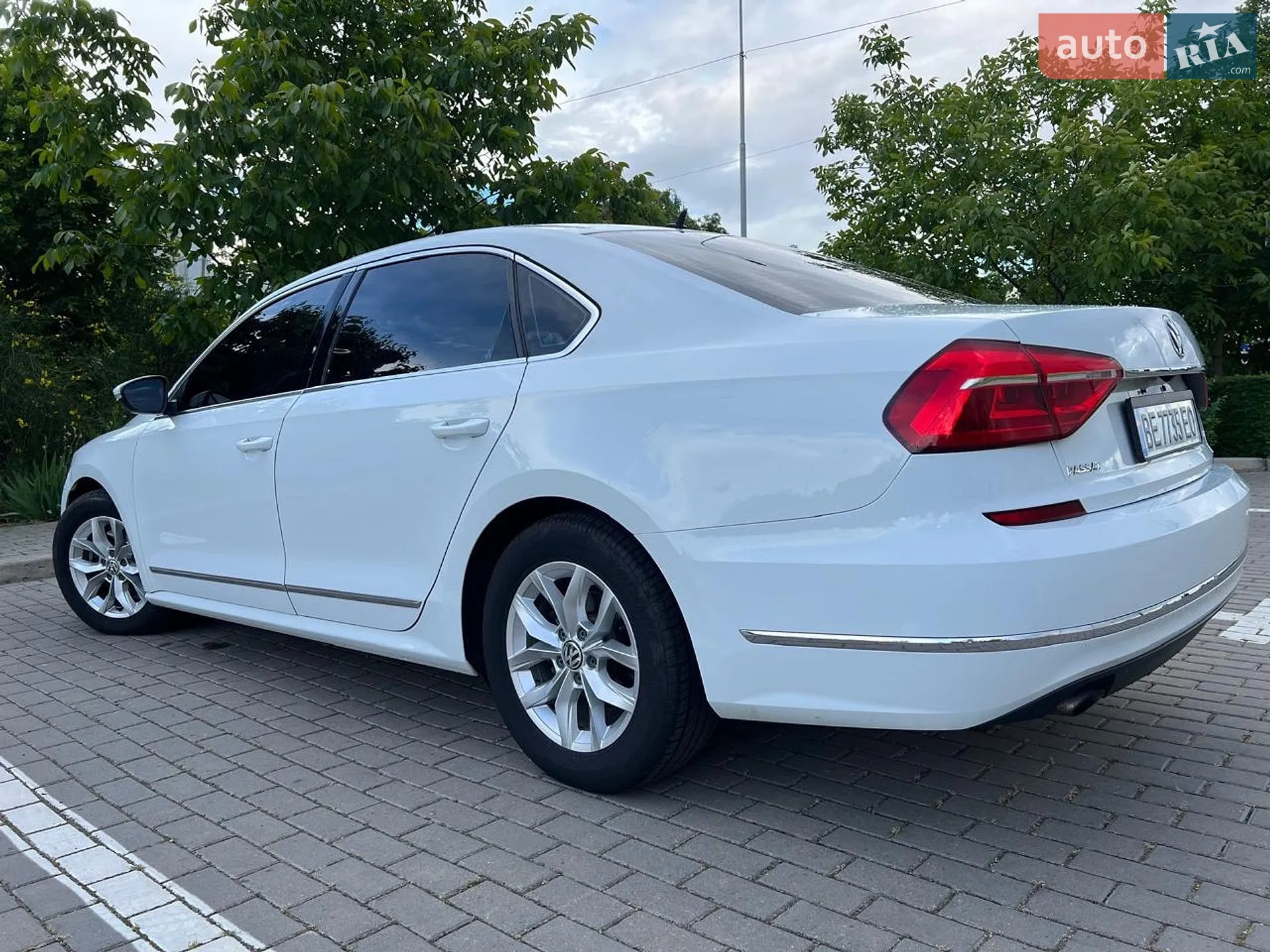 2016 Volkswagen Passat - мініатюра 11