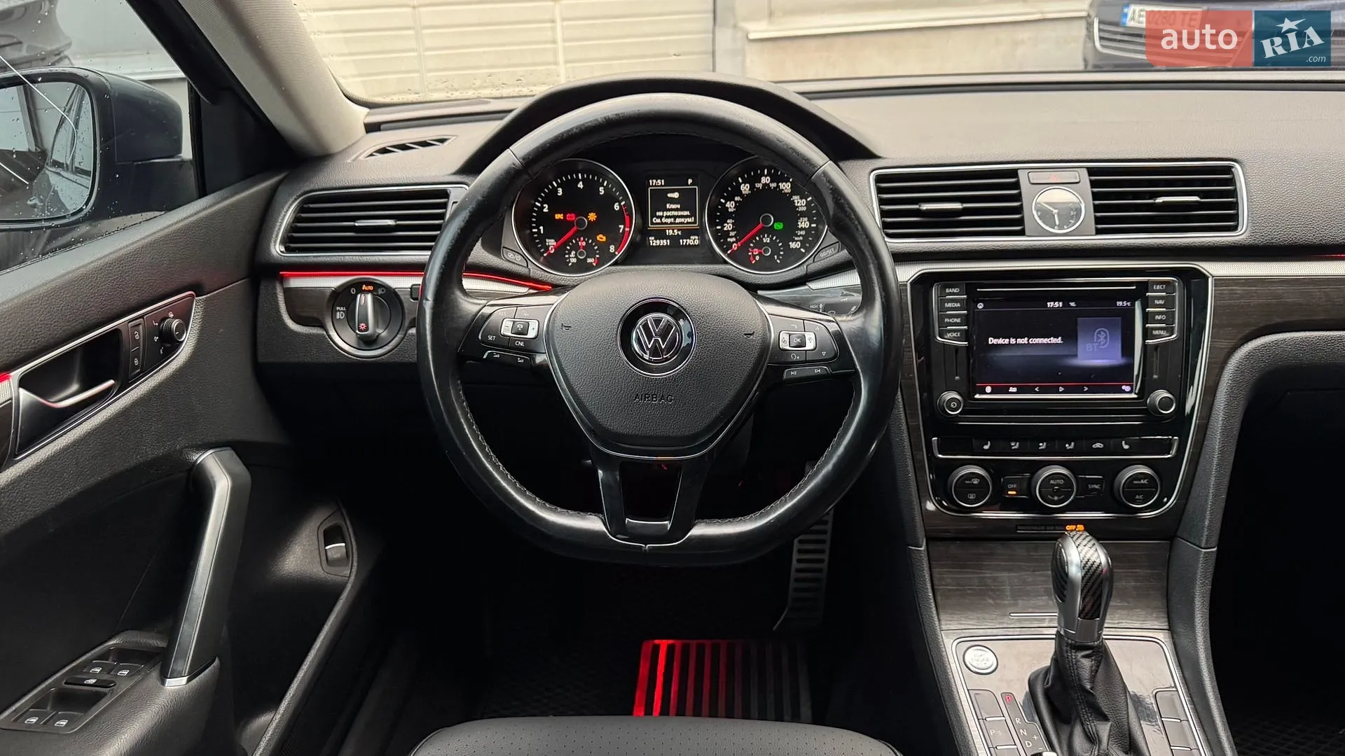 2017 Volkswagen Passat - мініатюра 24