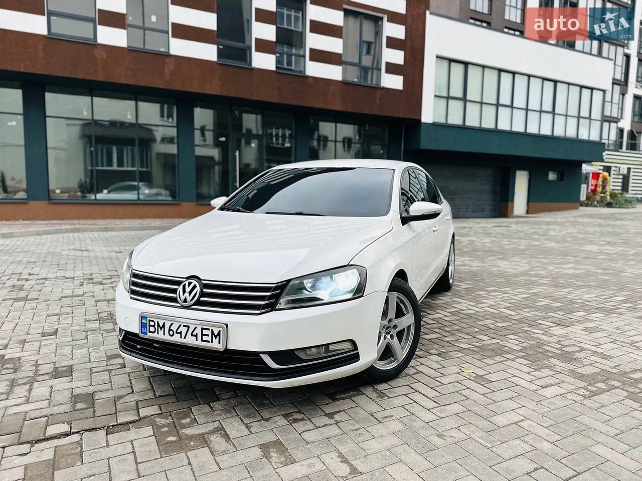 2010 Volkswagen Passat - мініатюра 16