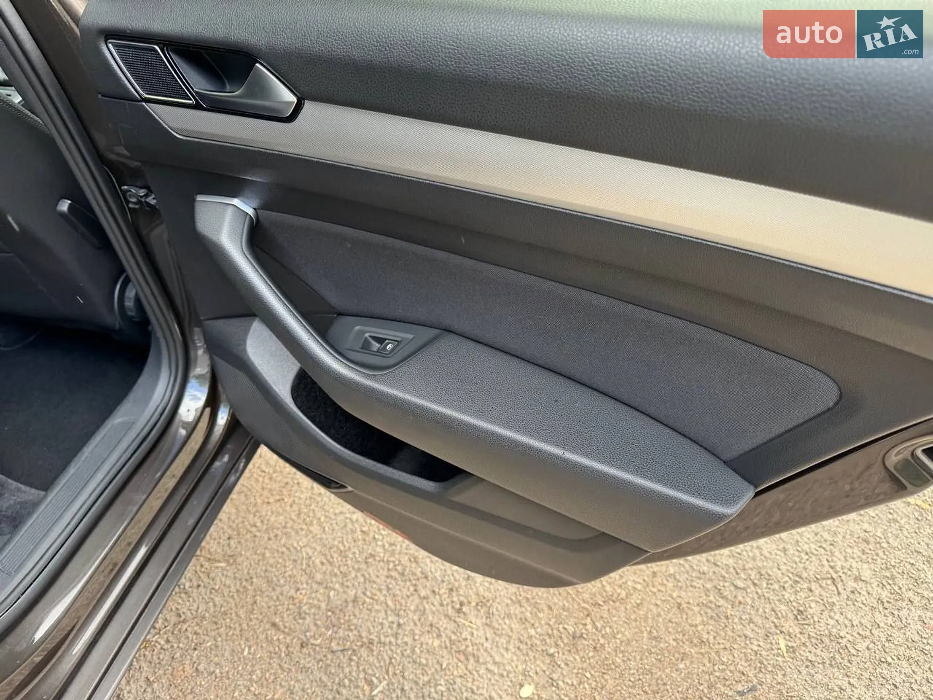 2016 Volkswagen Passat - мініатюра 44