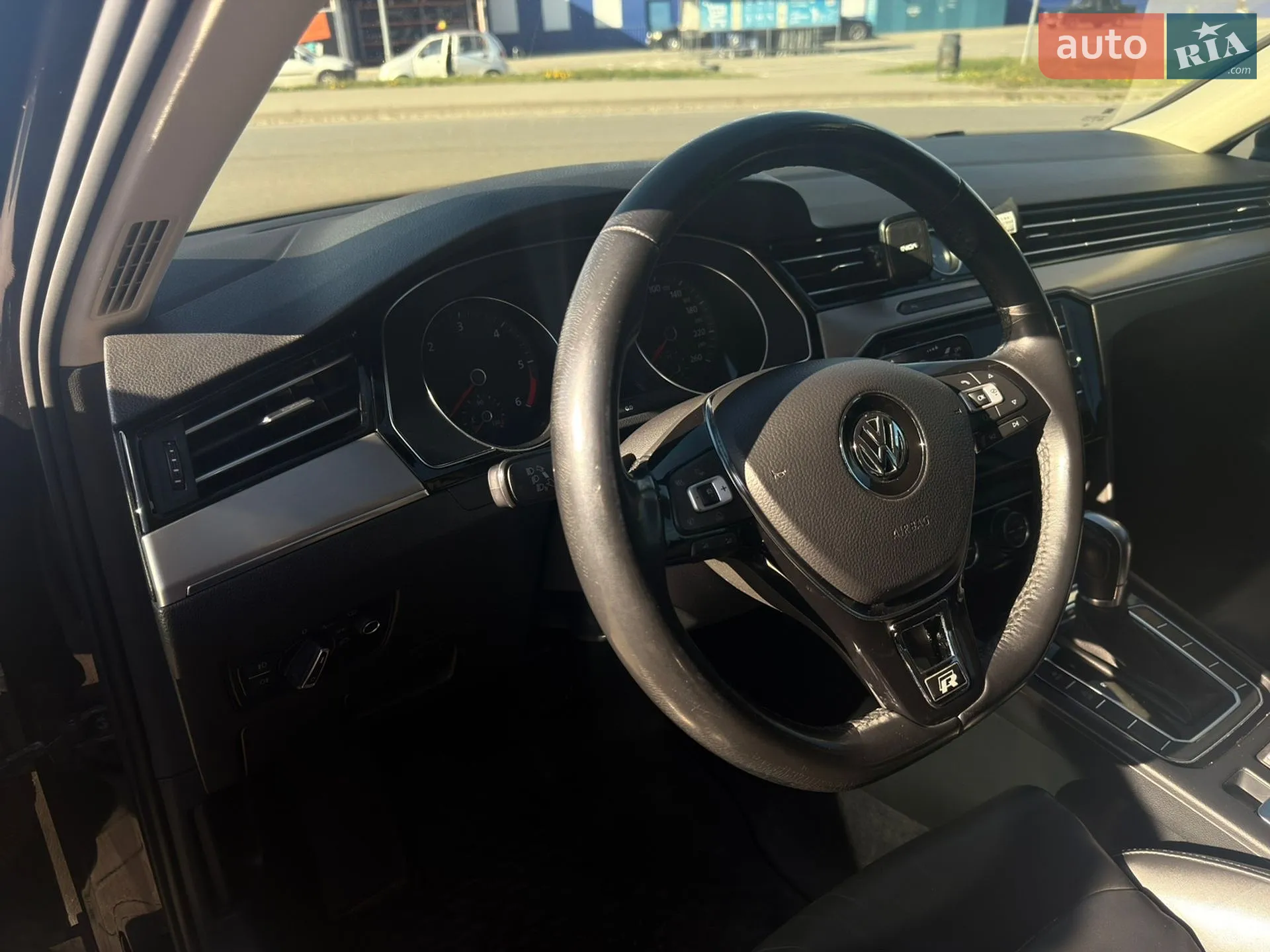 2017 Volkswagen Passat - мініатюра 9