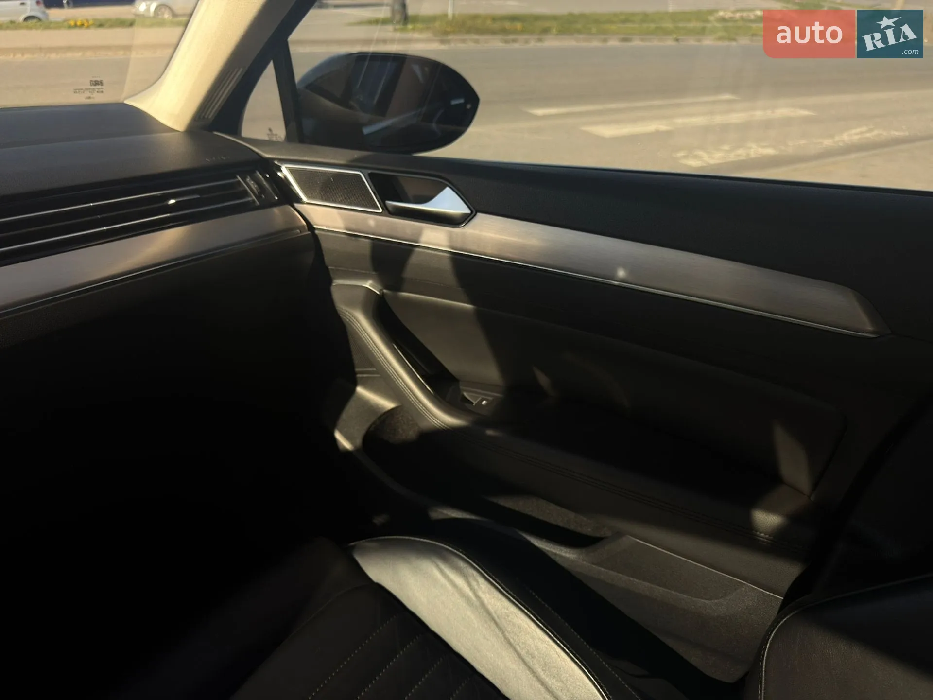 2017 Volkswagen Passat - мініатюра 13