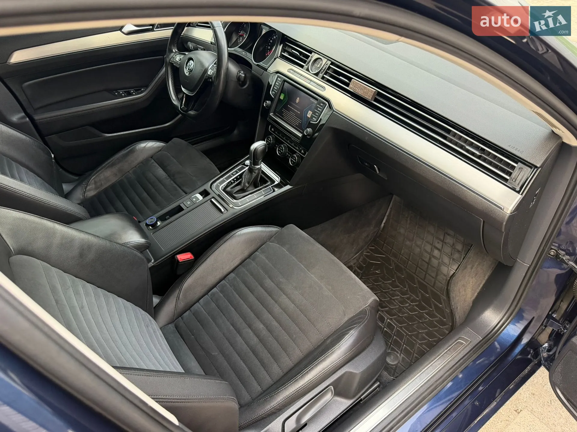 2015 Volkswagen Passat - мініатюра 45