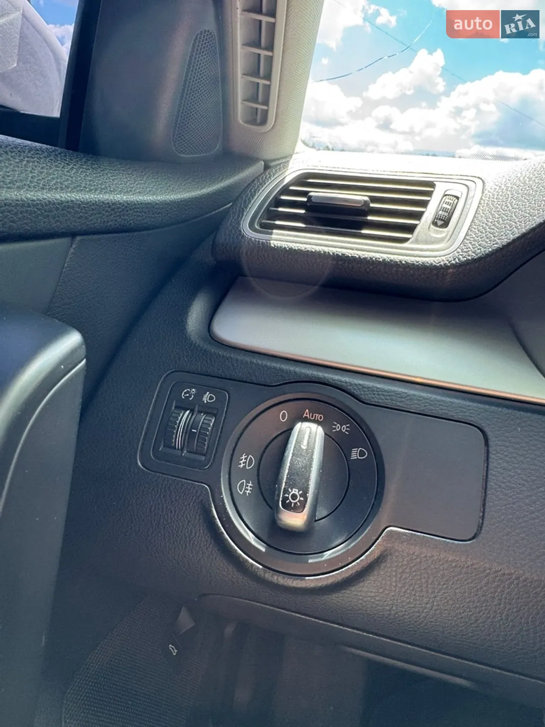 2014 Volkswagen Passat - мініатюра 18