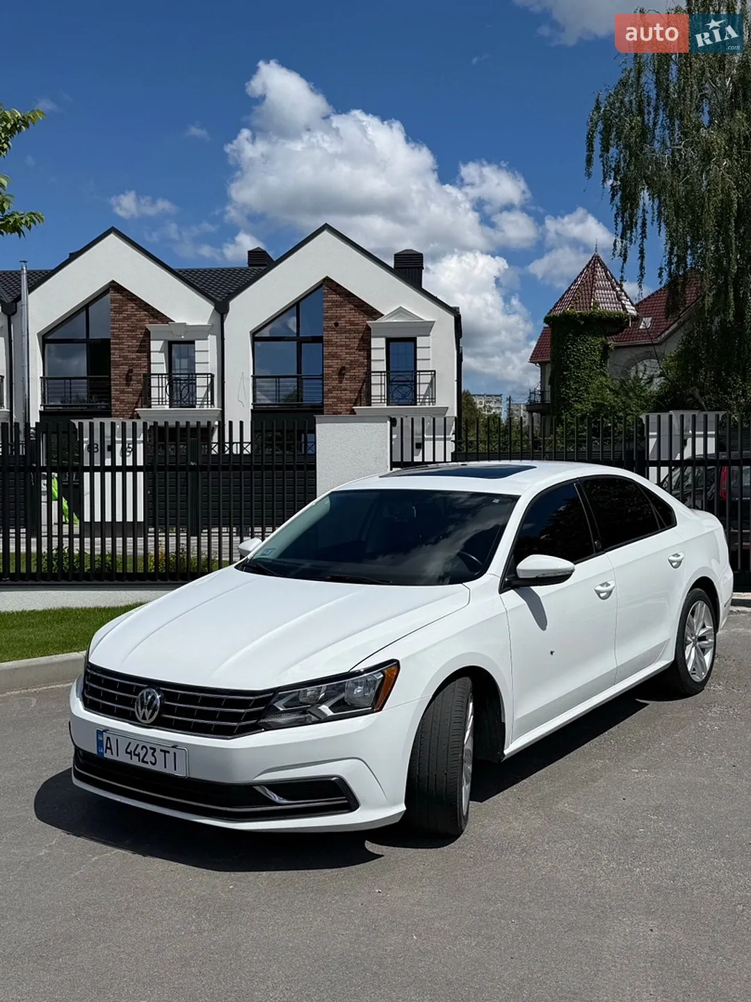 2018 Volkswagen Passat - мініатюра 2