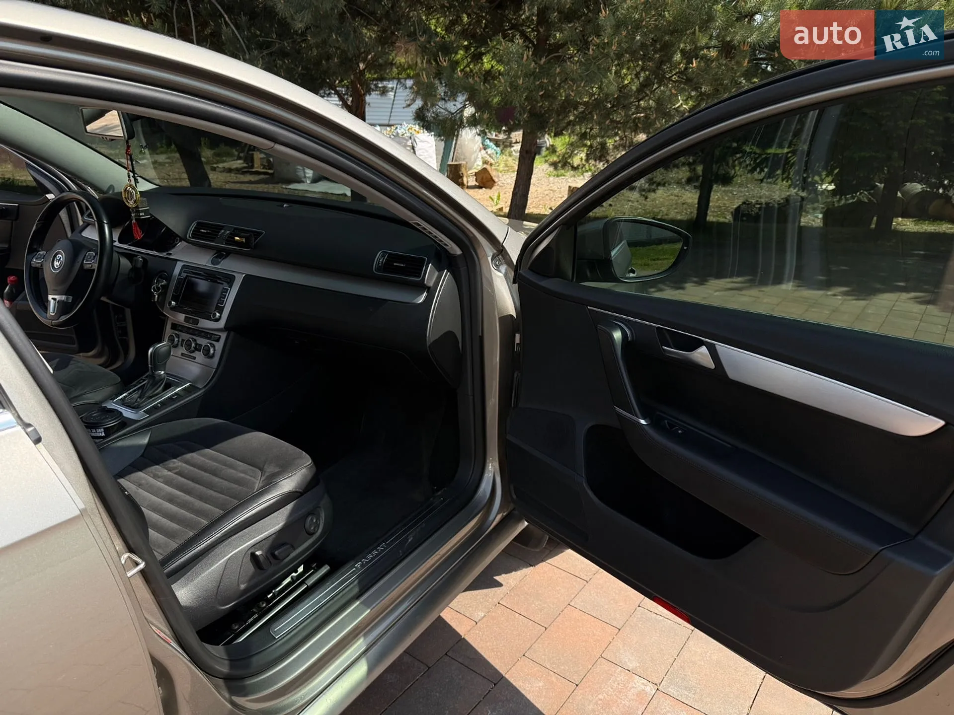 2014 Volkswagen Passat - мініатюра 24