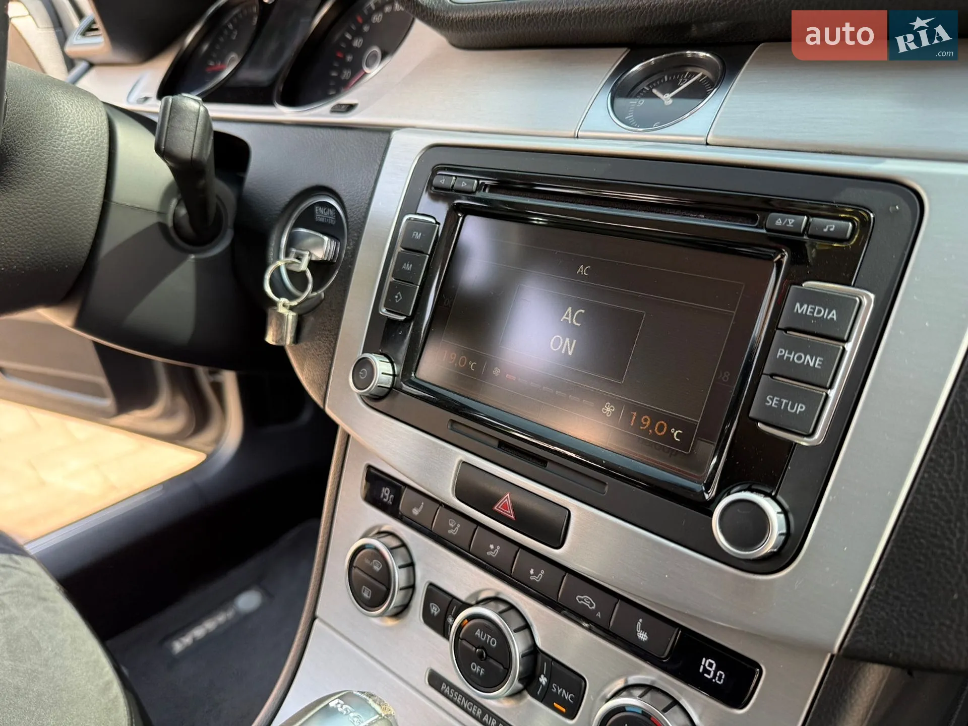 2014 Volkswagen Passat - мініатюра 28