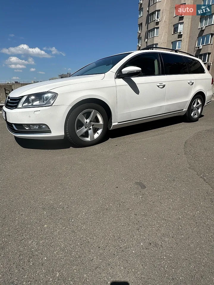 2011 Volkswagen Passat - мініатюра 23