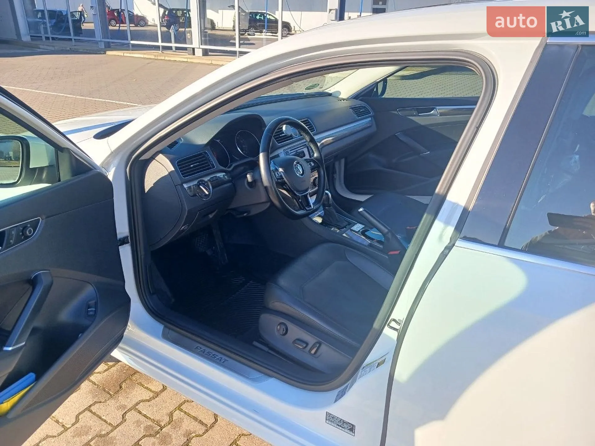 2016 Volkswagen Passat - мініатюра 31