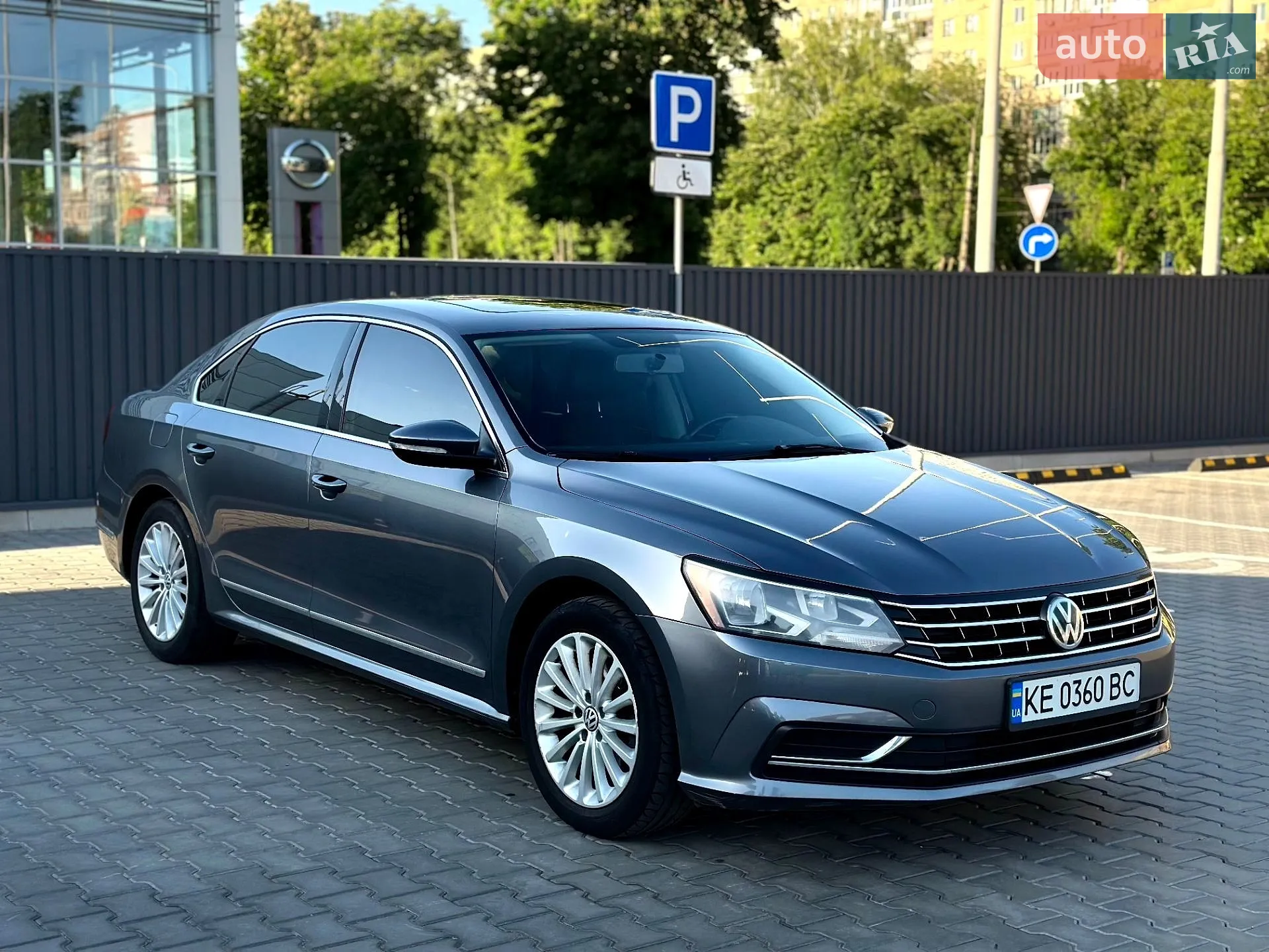 2017 Volkswagen Passat - мініатюра 2