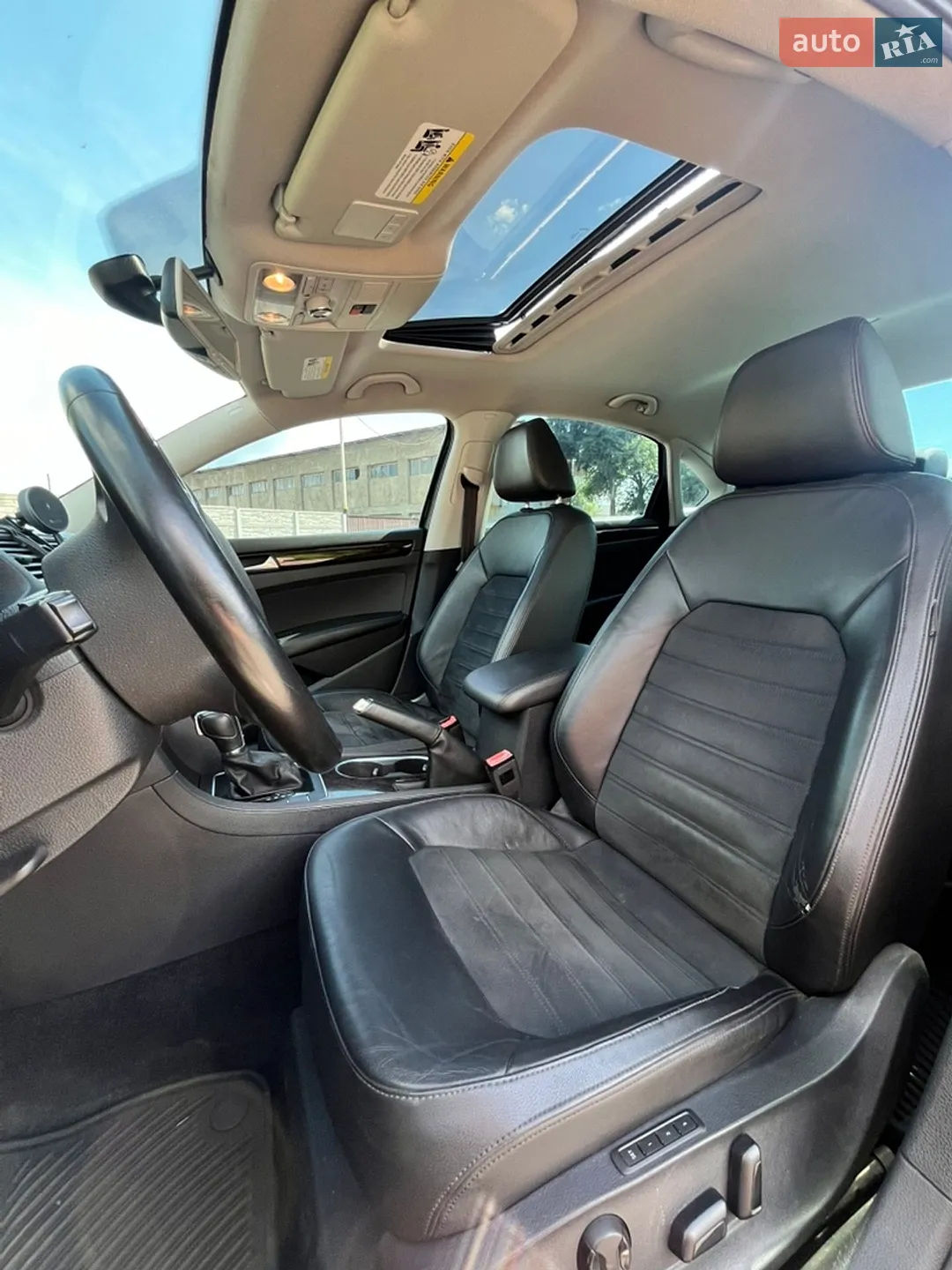 2015 Volkswagen Passat - мініатюра 15