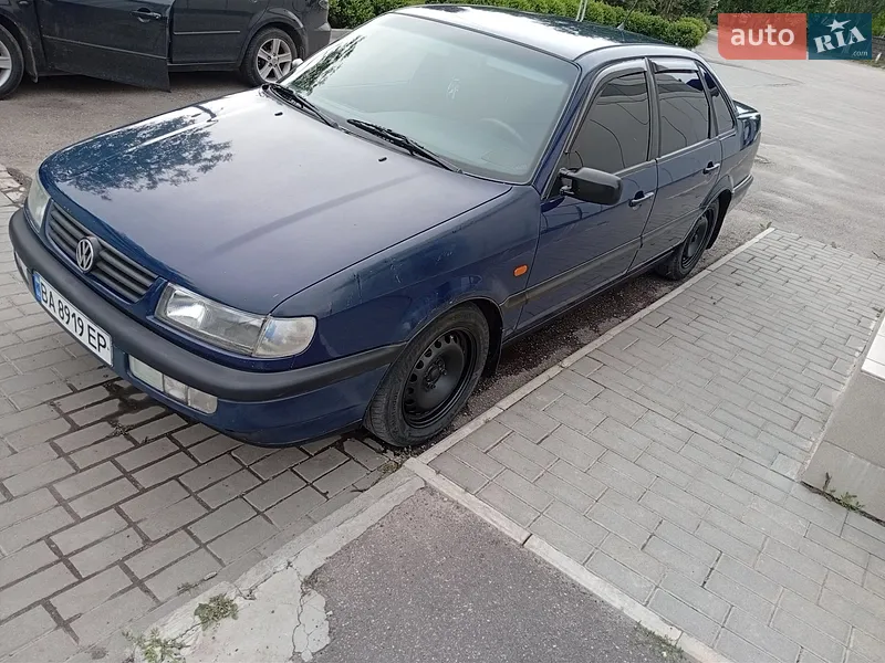 Volkswagen Passat 1996 VIN WVWZZZ3AZTE182448 фото оголошення 2 з 56