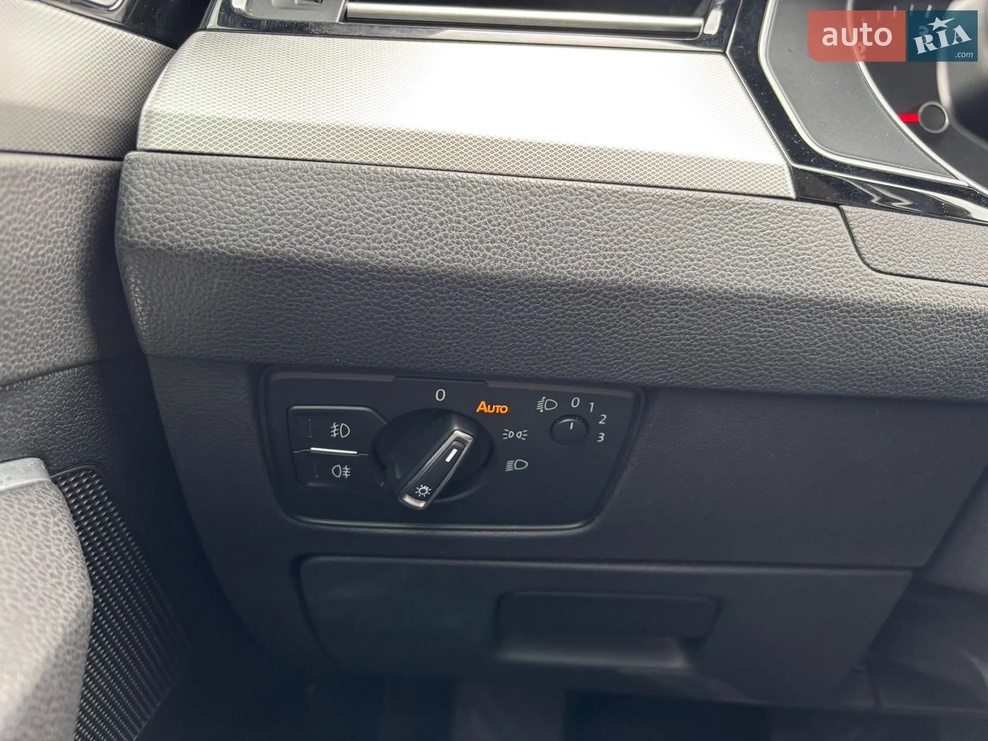 2015 Volkswagen Passat - мініатюра 46
