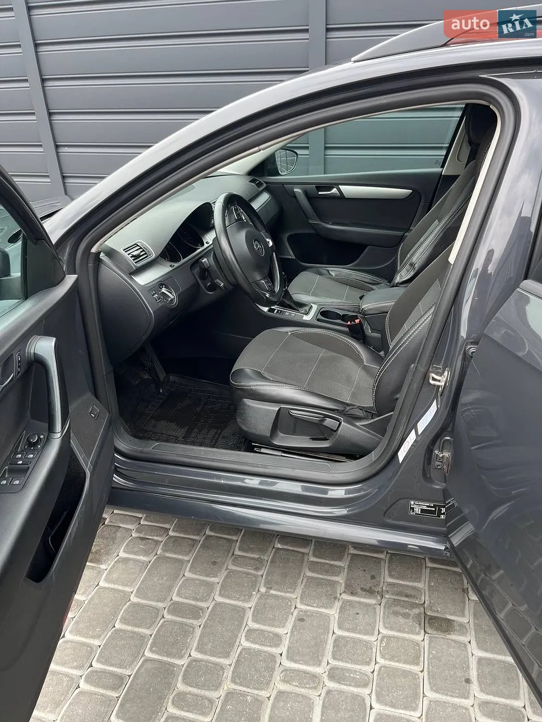 2012 Volkswagen Passat - мініатюра 11
