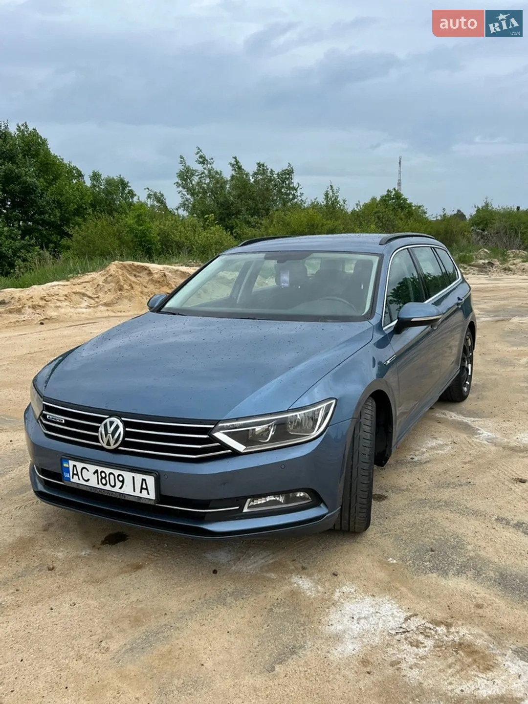2016 Volkswagen Passat - мініатюра 2