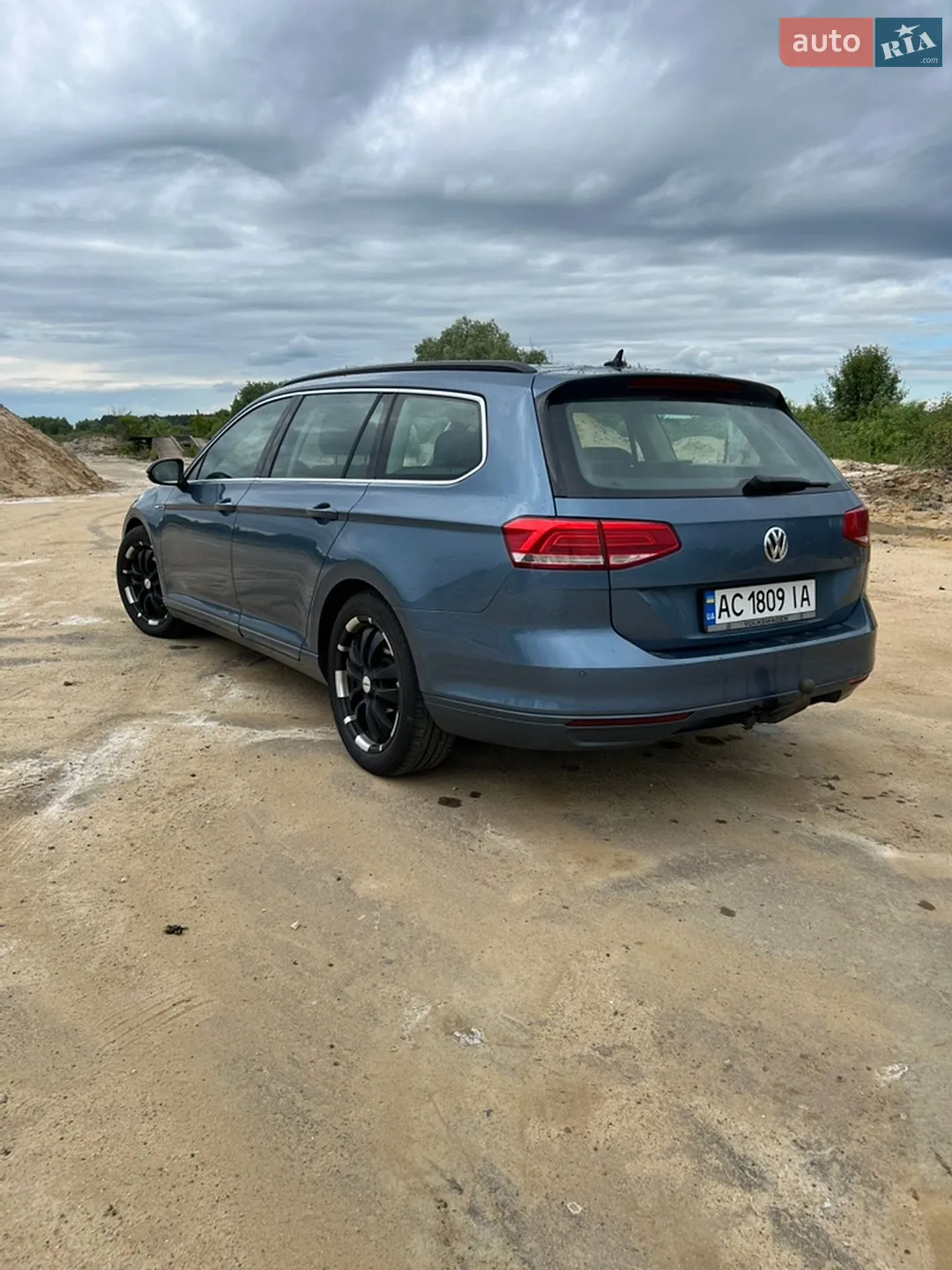 2016 Volkswagen Passat - мініатюра 4
