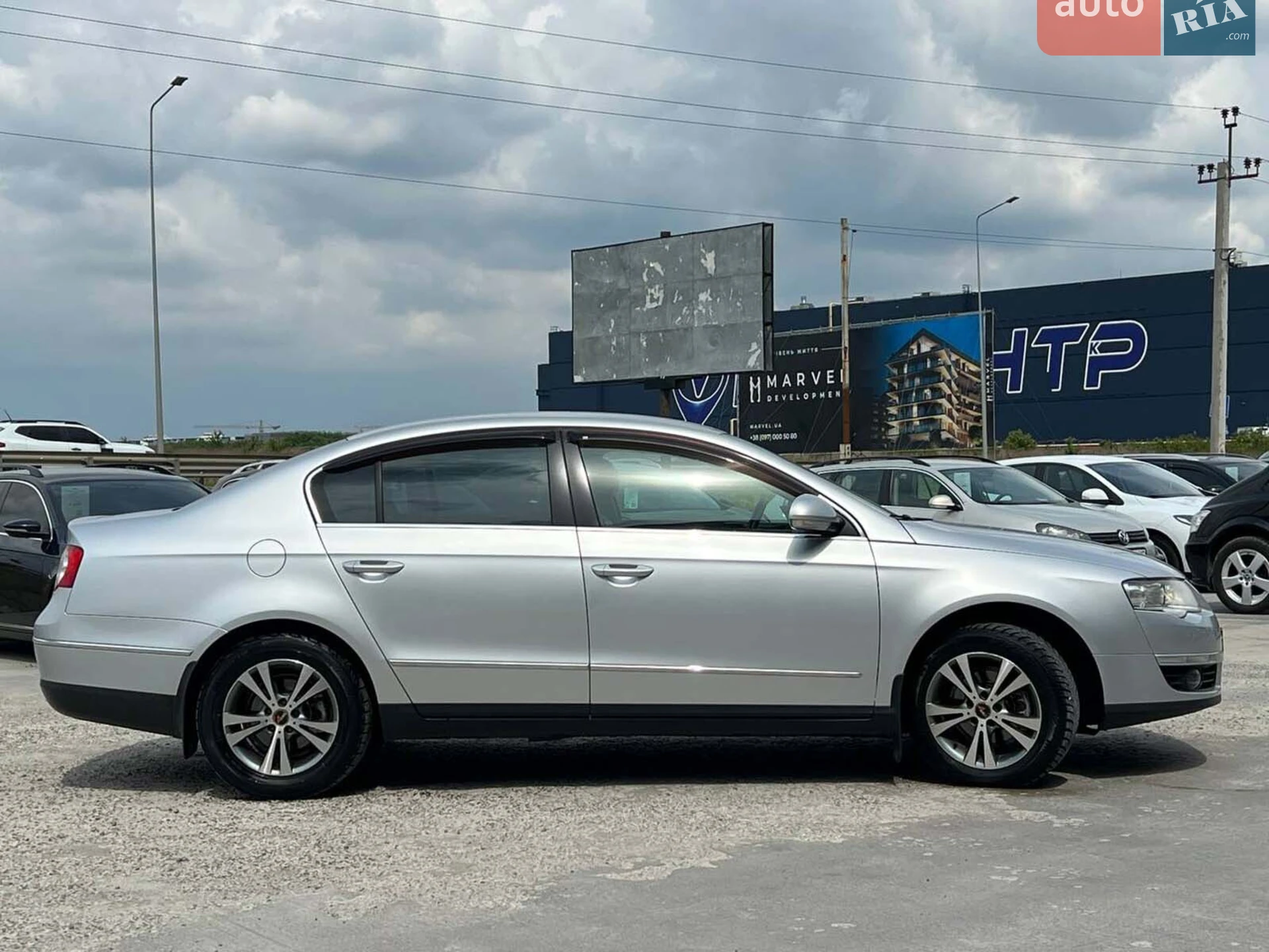 2010 Volkswagen Passat - мініатюра 11