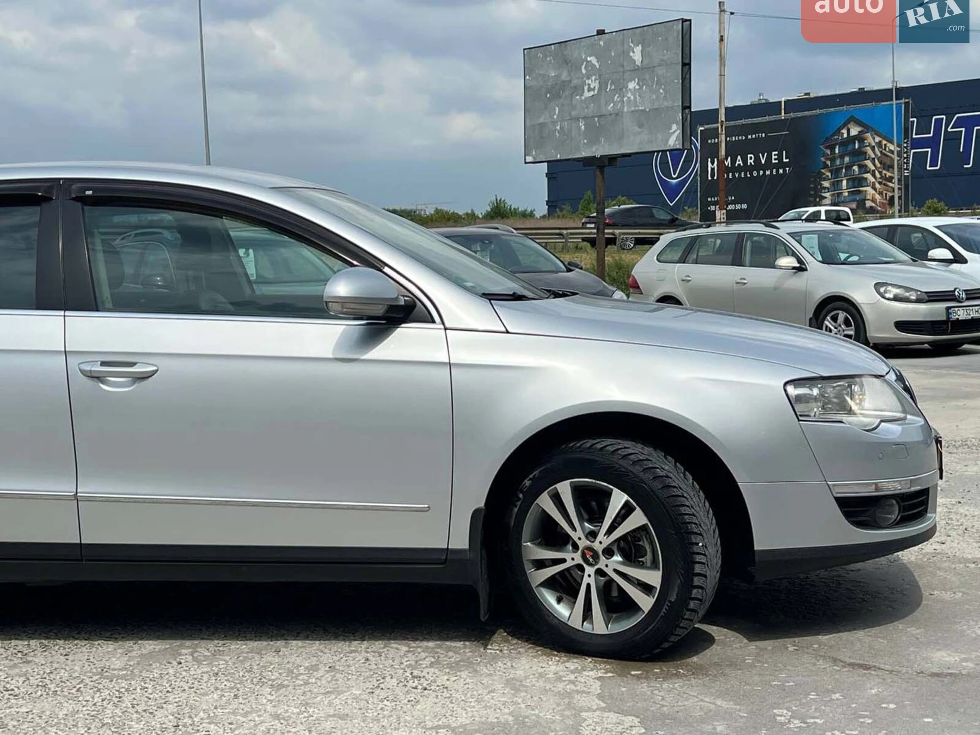 2010 Volkswagen Passat - мініатюра 12