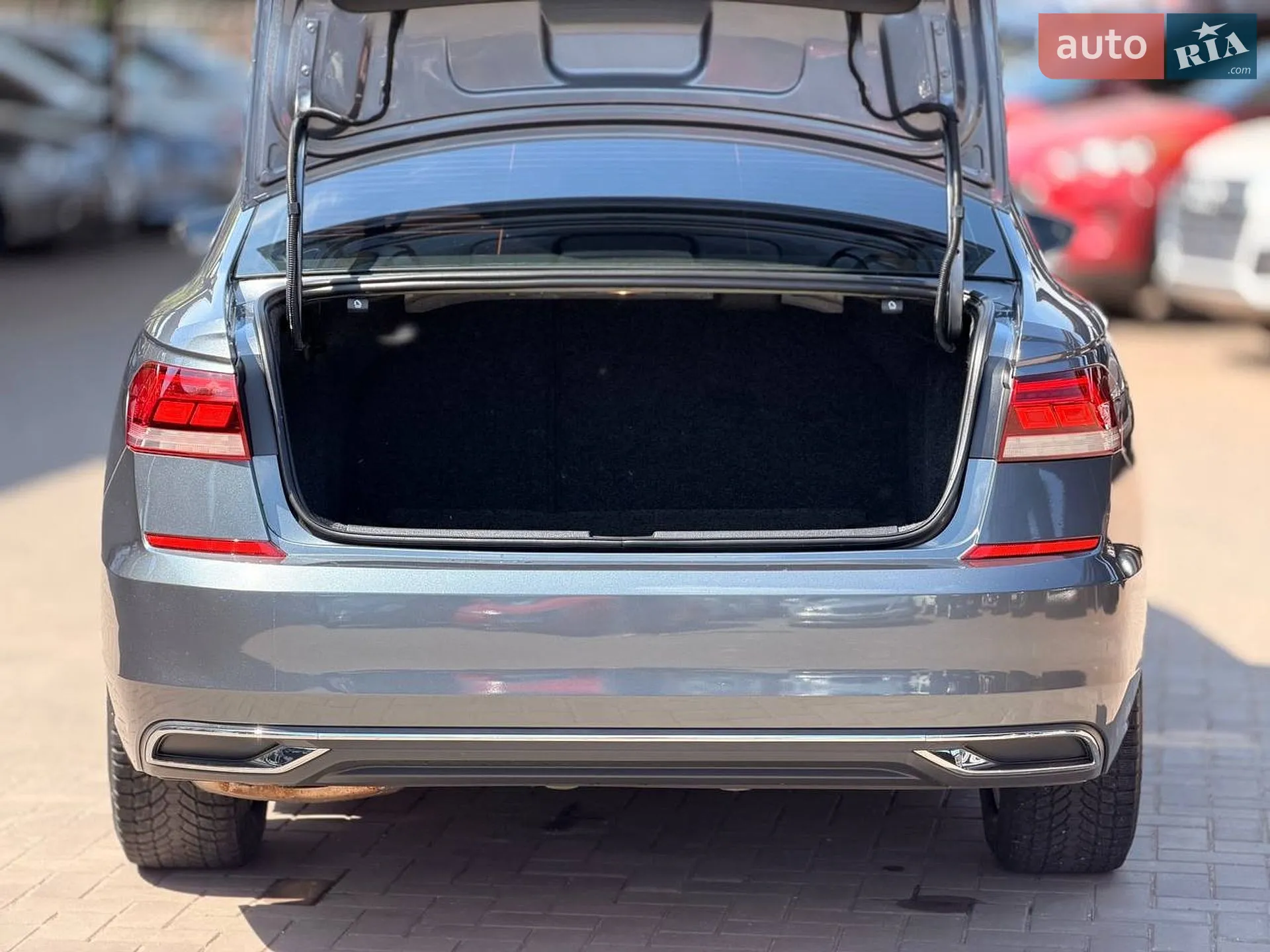 2019 Volkswagen Passat - мініатюра 9